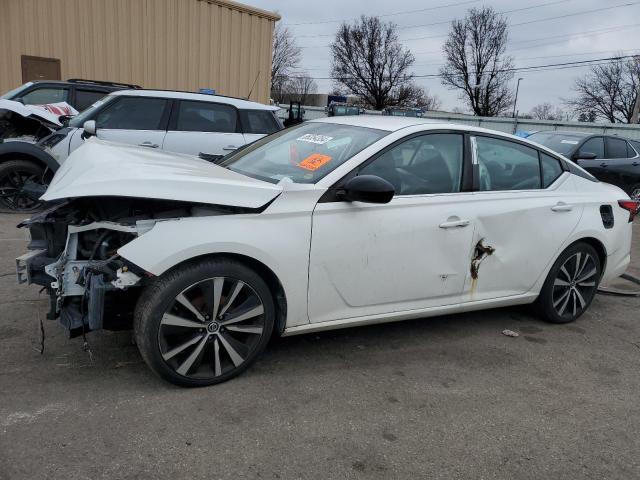 NISSAN ALTIMA SR 2019 1n4bl4cv1kc155985