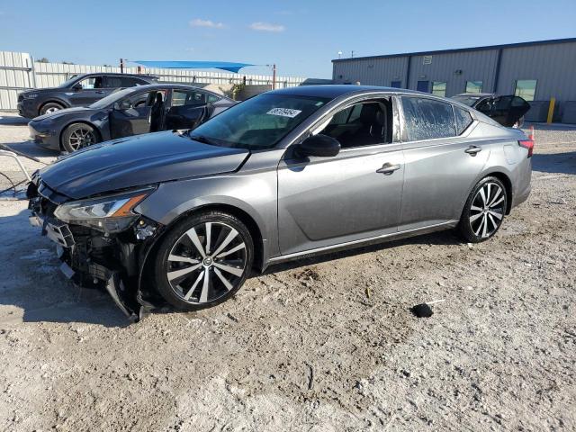 NISSAN ALTIMA SR 2019 1n4bl4cv5kc203973