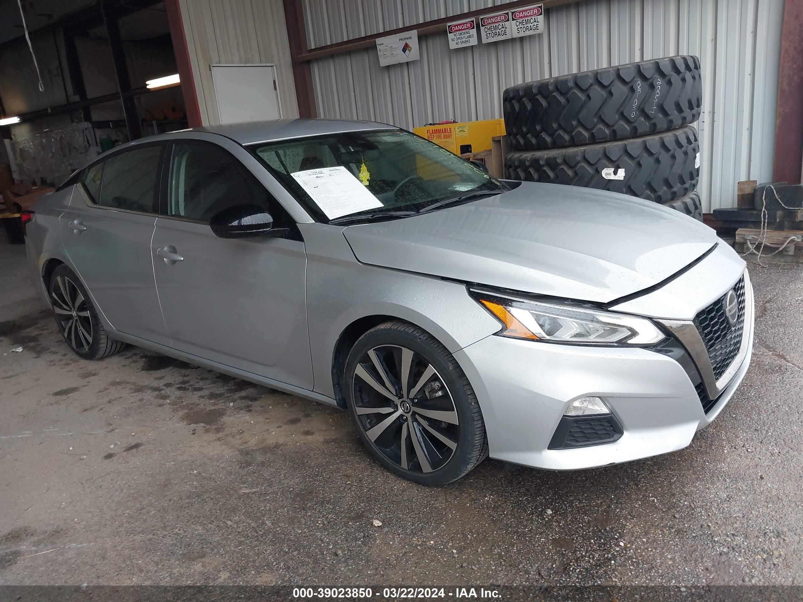 NISSAN ALTIMA 2022 1n4bl4cv6nn316842