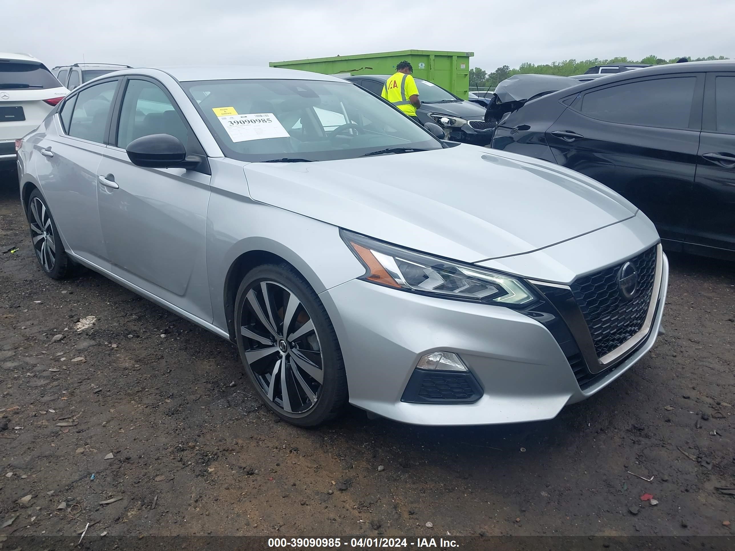 NISSAN ALTIMA 2020 1n4bl4cv7lc233896