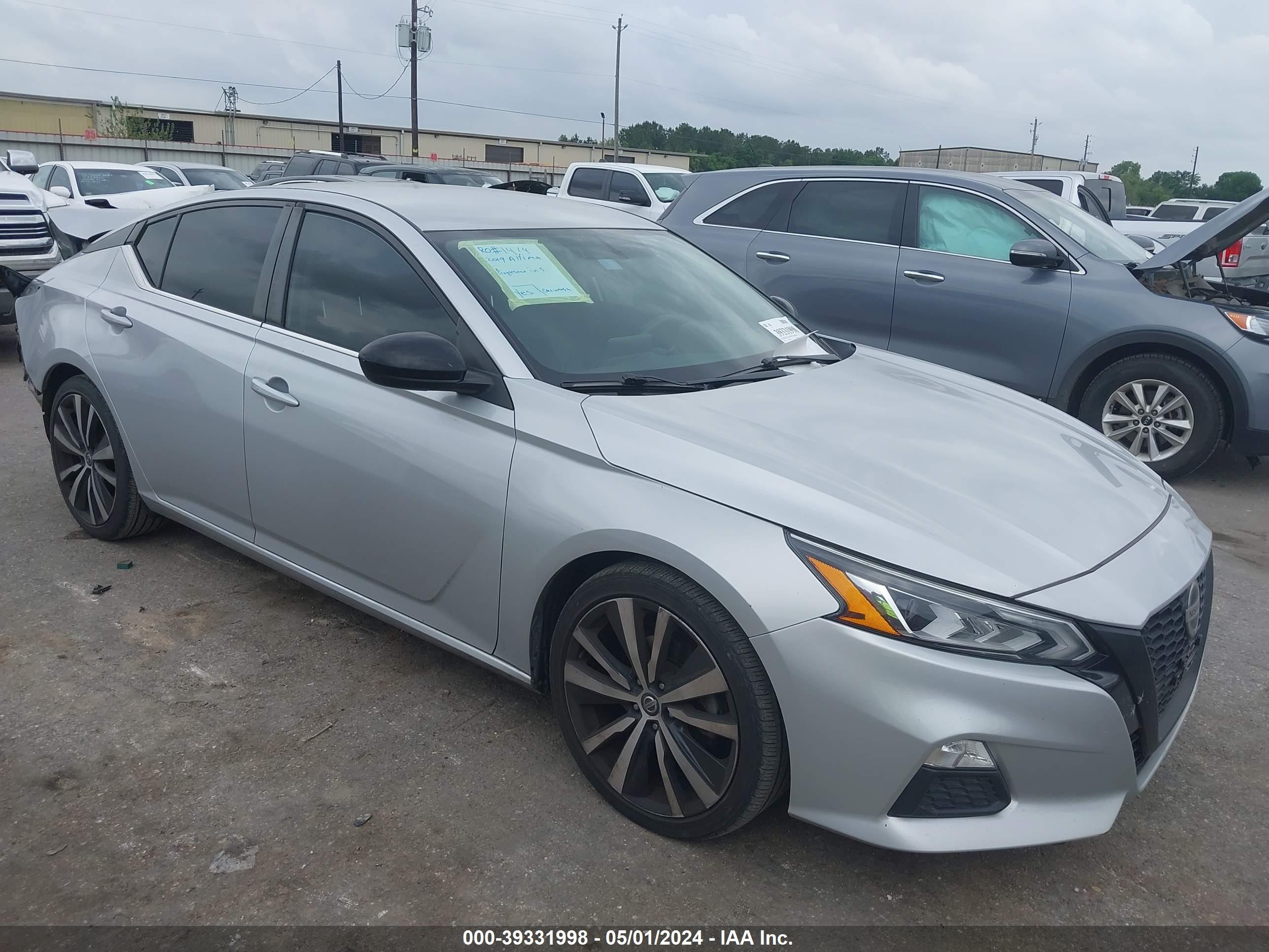 NISSAN ALTIMA 2019 1n4bl4cv8kc198719