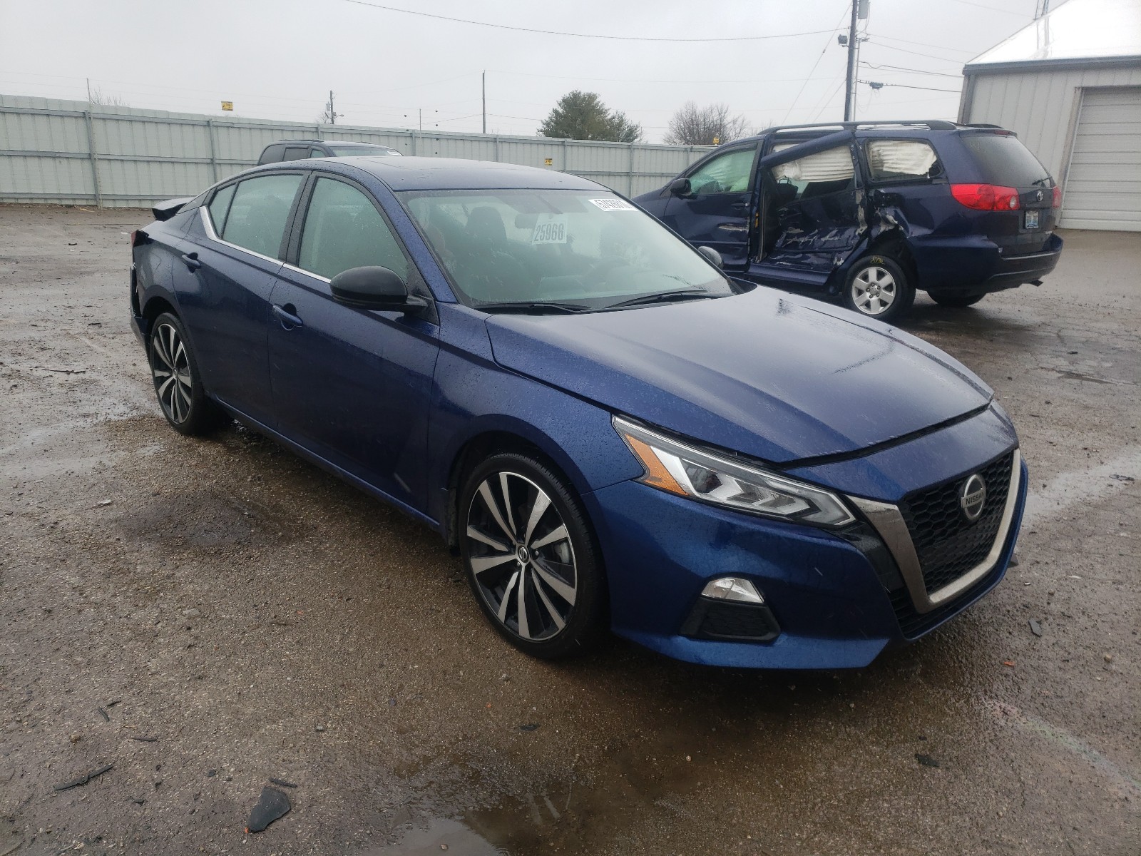 NISSAN ALTIMA SR 2019 1n4bl4cw5kc219955