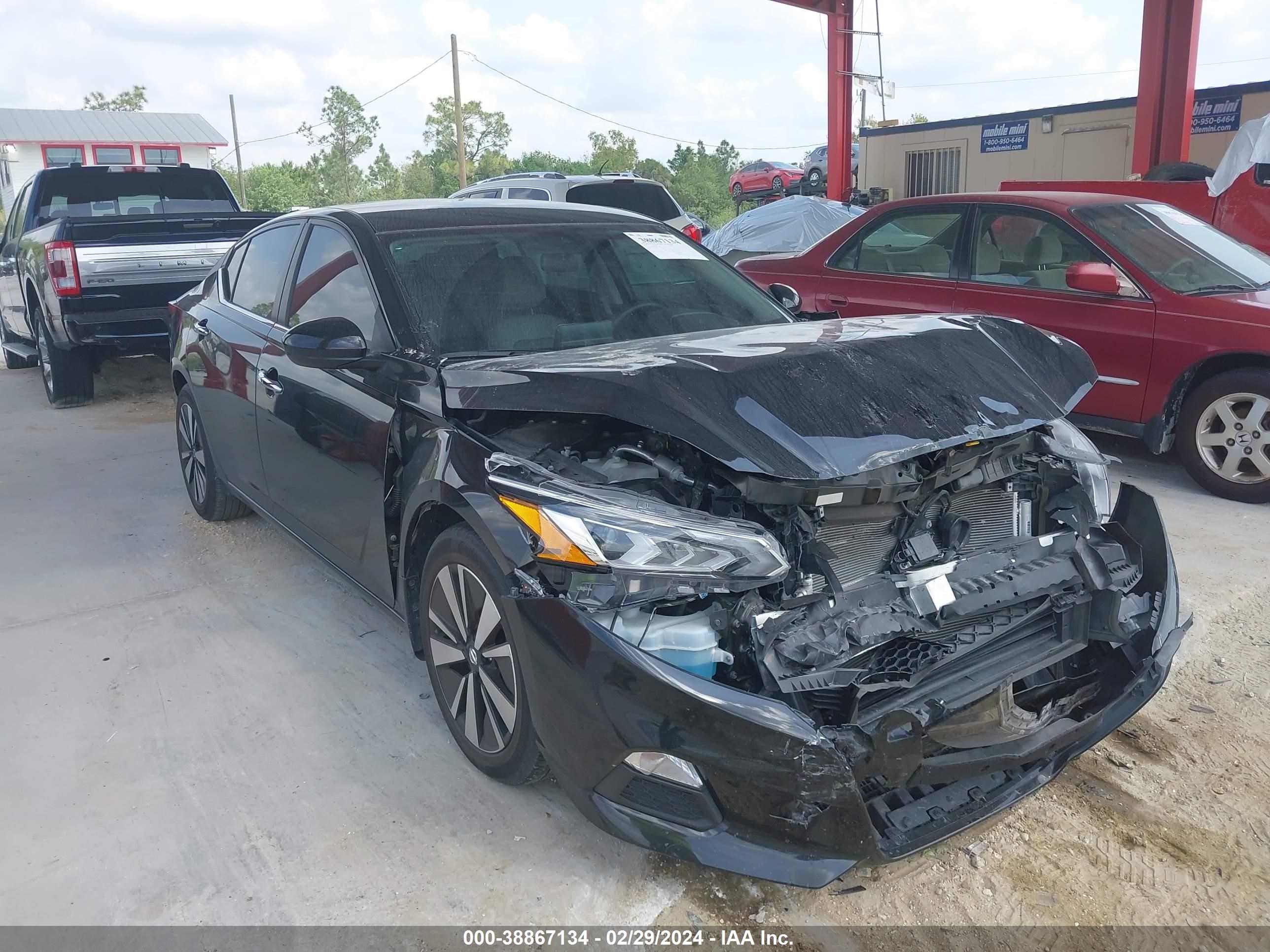 HYUNDAI ELANTRA 2018 1n4bl4dv2mn317029