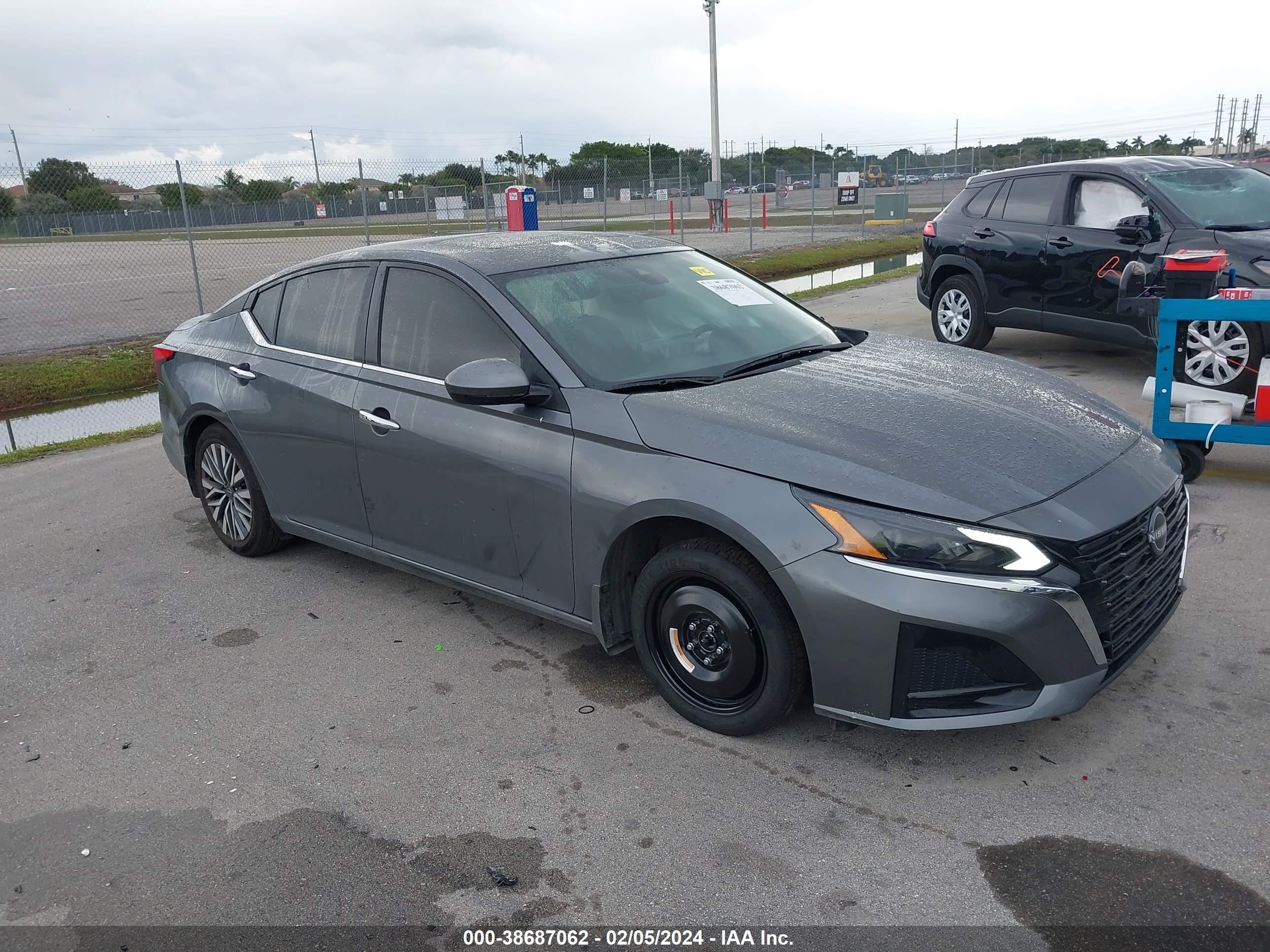 NISSAN ALTIMA 2024 1n4bl4dv5rn352879