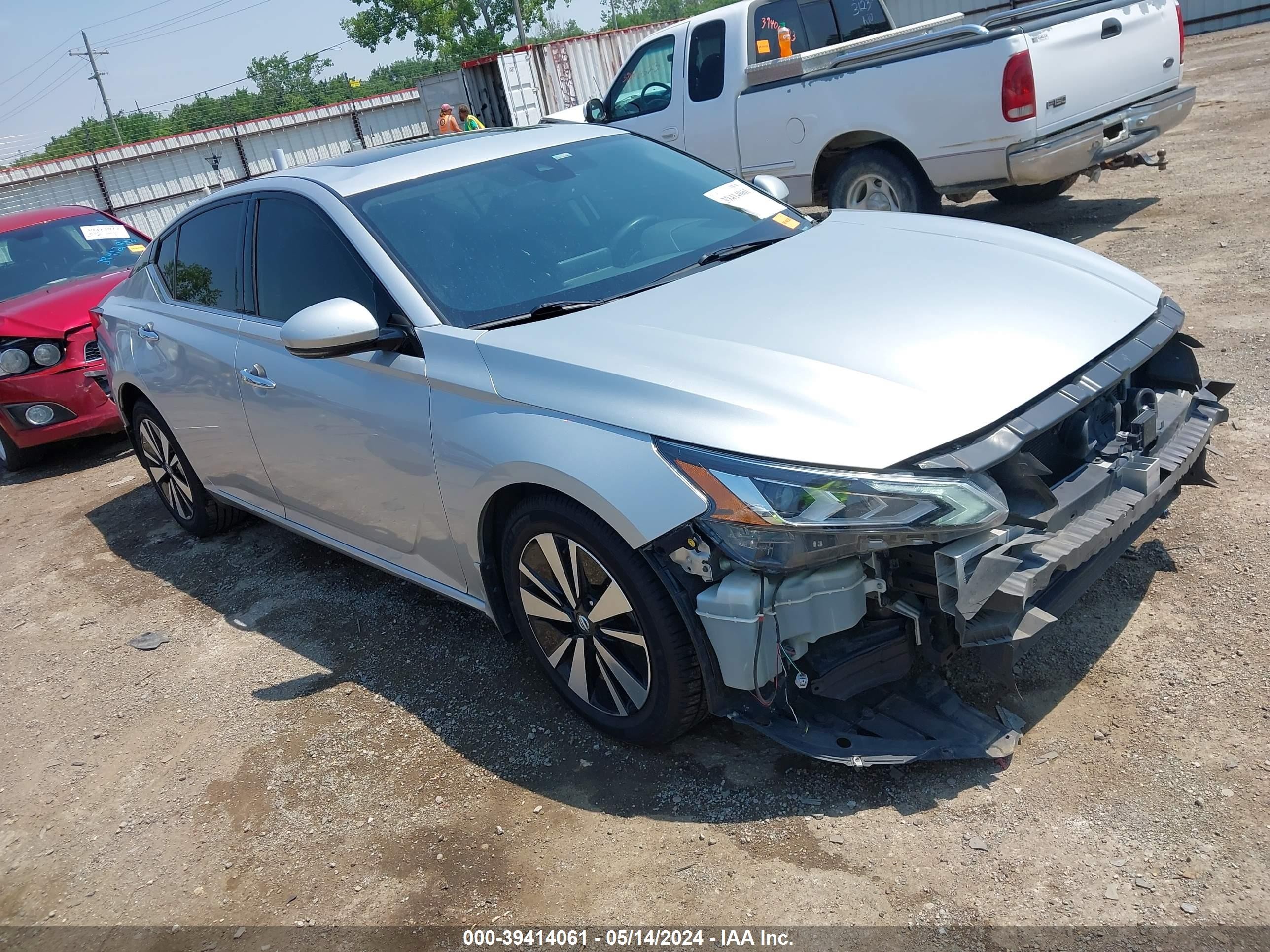 NISSAN ALTIMA 2019 1n4bl4dv8kc142570