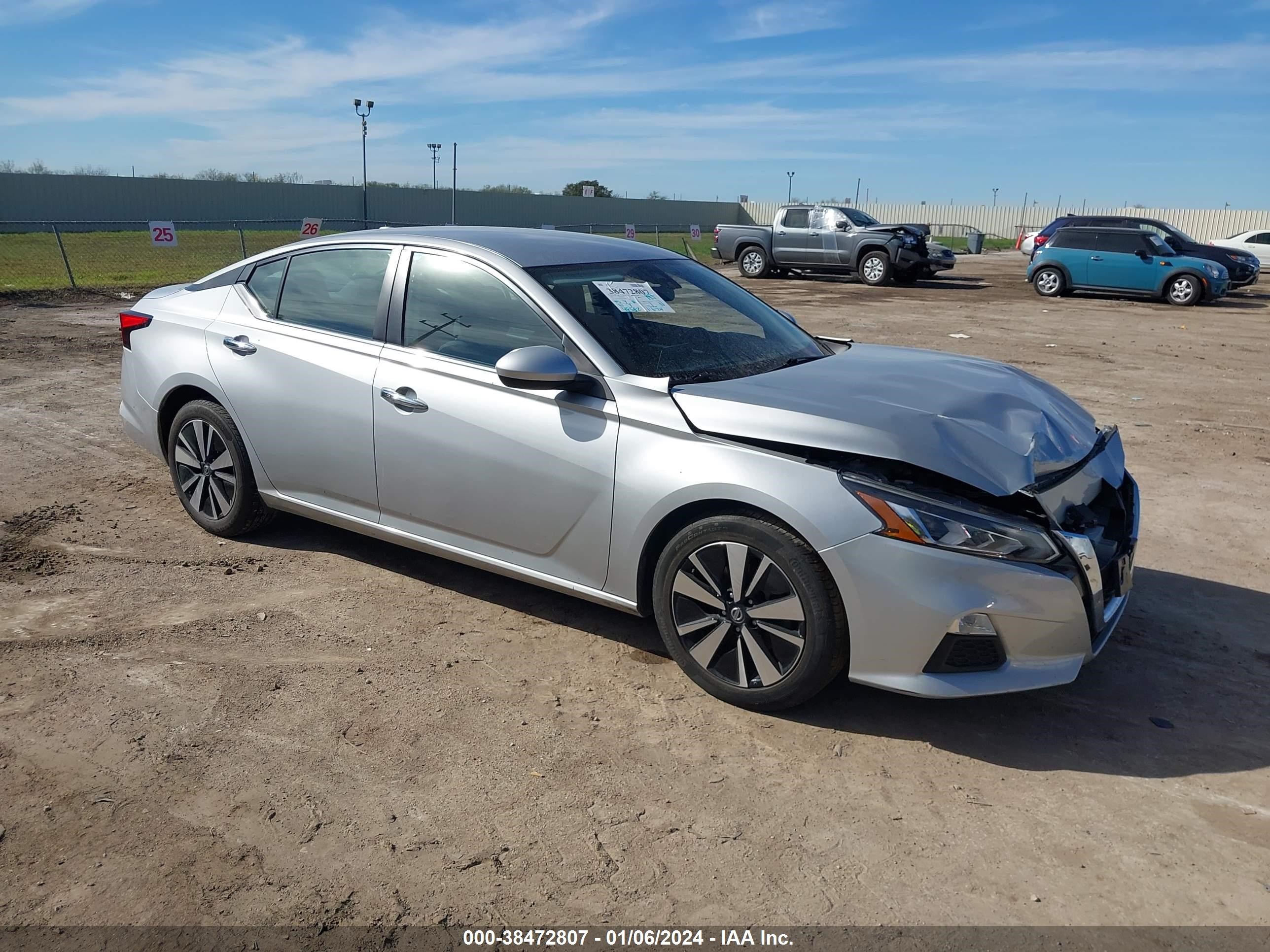 NISSAN ALTIMA 2022 1n4bl4dv8nn389578