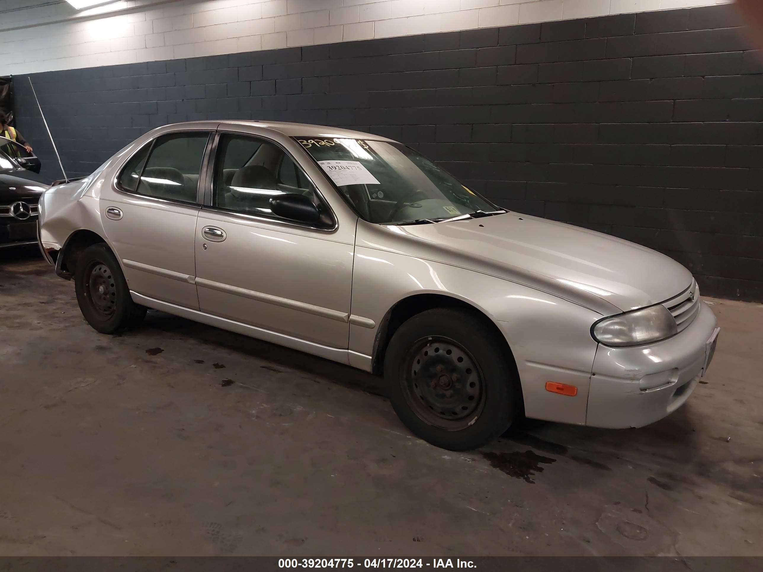 NISSAN ALTIMA 1996 1n4bu31d8tc171846