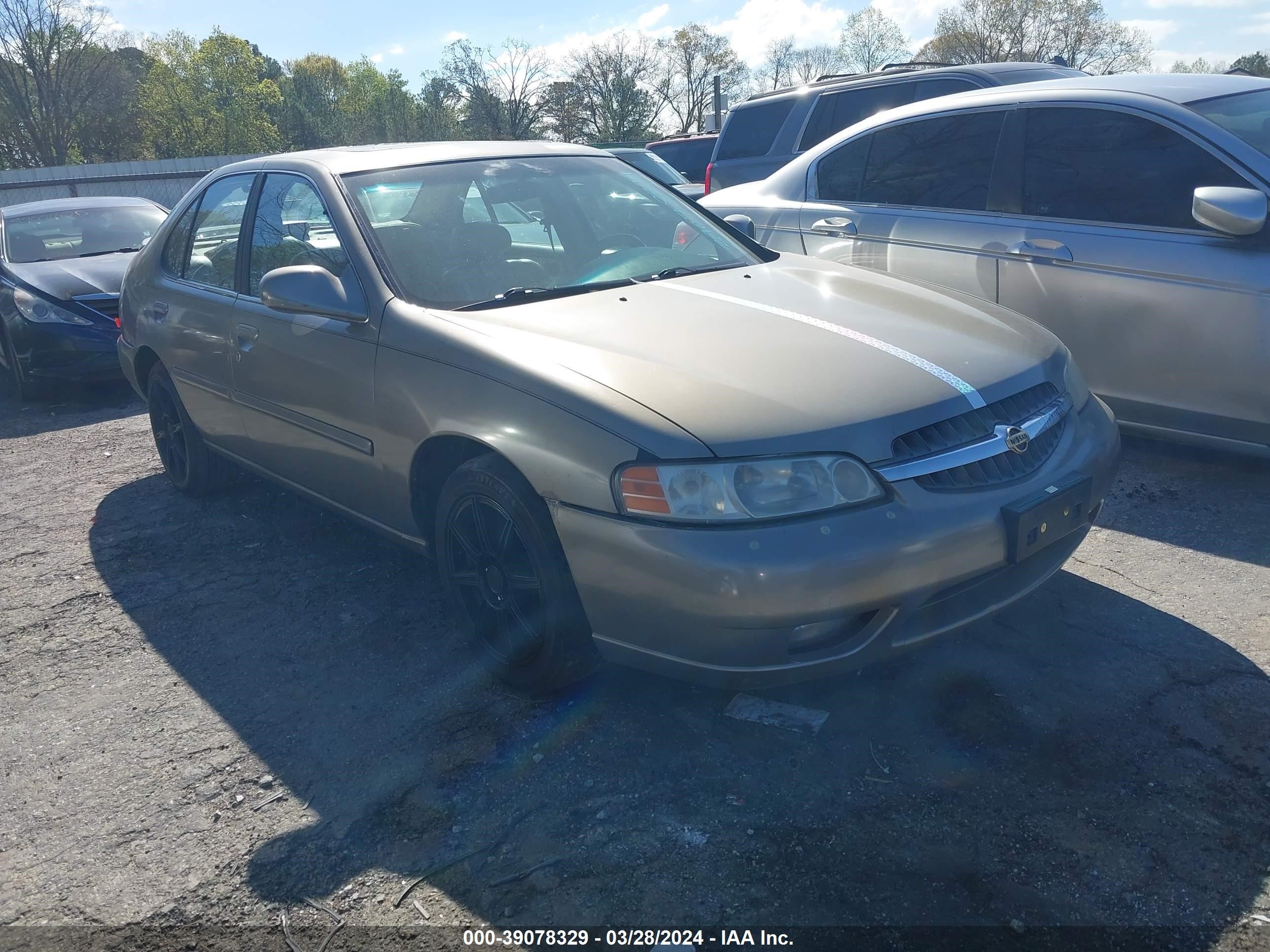 NISSAN ALTIMA 2000 1n4dl01a5yc118013