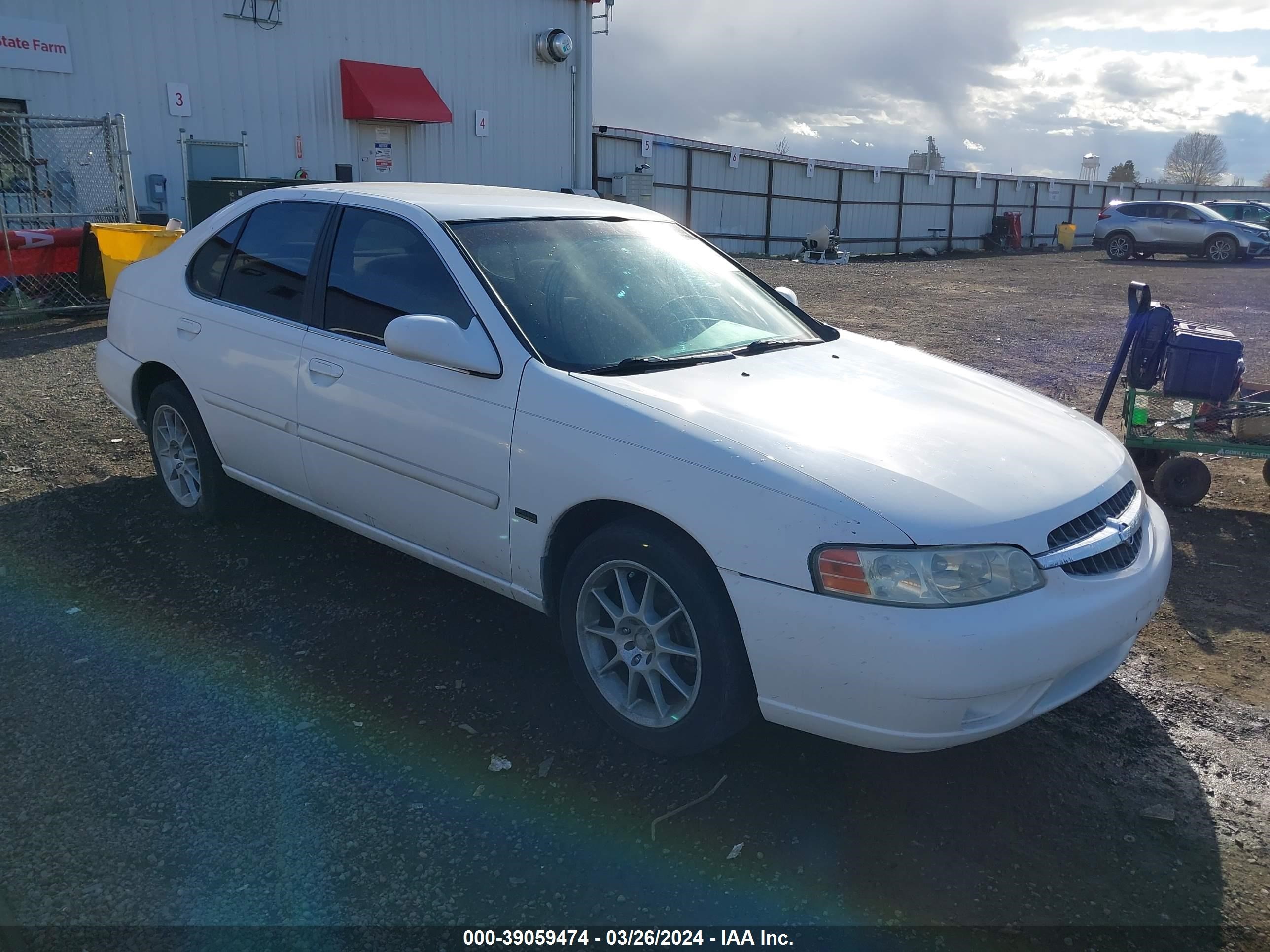 NISSAN ALTIMA 2001 1n4dl01d21c146495