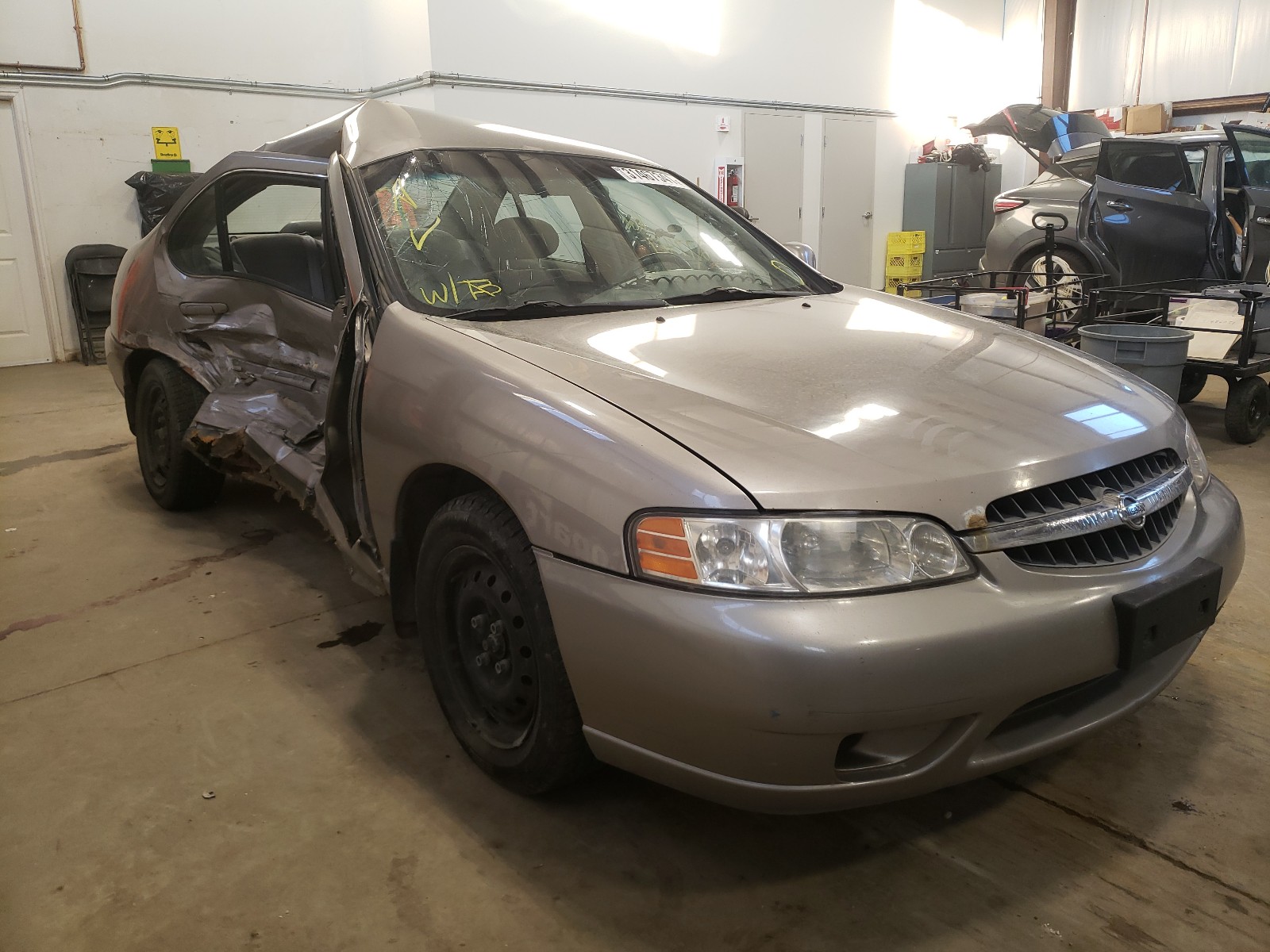 NISSAN ALTIMA XE 2000 1n4dl01d2yc212800