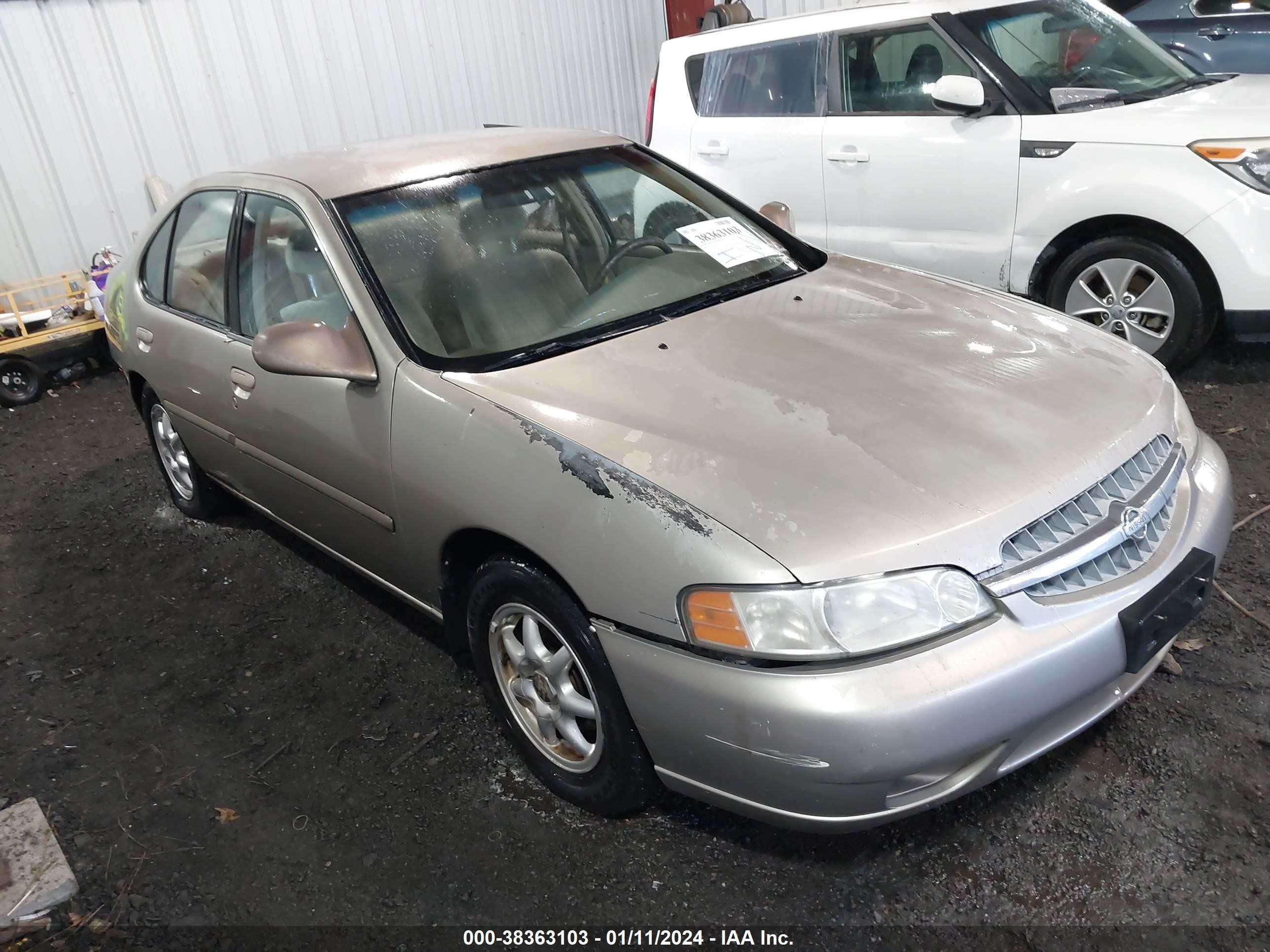 NISSAN ALTIMA 2000 1n4dl01d4yc232918