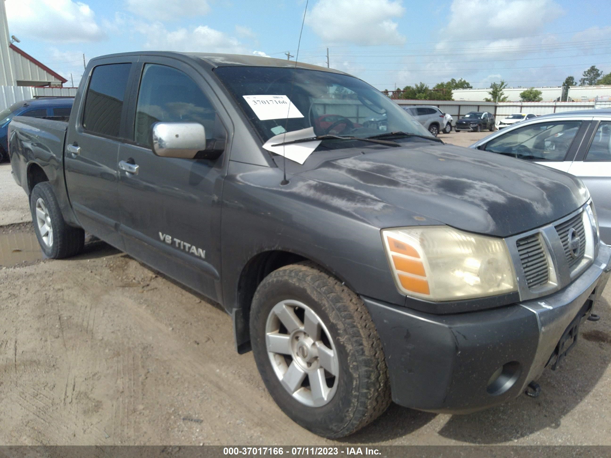 NISSAN TITAN 2005 1n6aa07ax5n571129