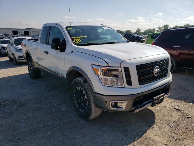 NISSAN TITAN SV 2018 1n6aa1c56jn500776