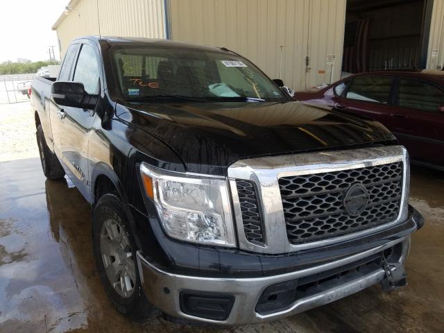 NISSAN TITAN SV 2018 1n6aa1c68jn505275