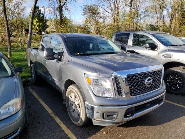 NISSAN TITAN 2018 1n6aa1e52jn539300