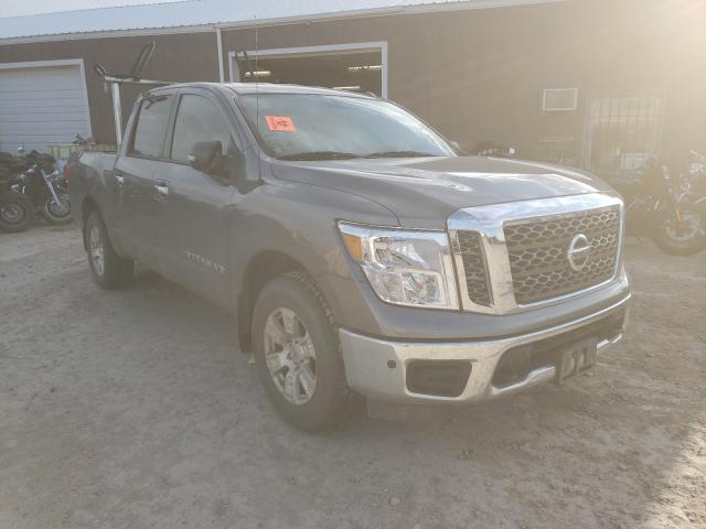 NISSAN TITAN SV 2018 1n6aa1e57jn541110