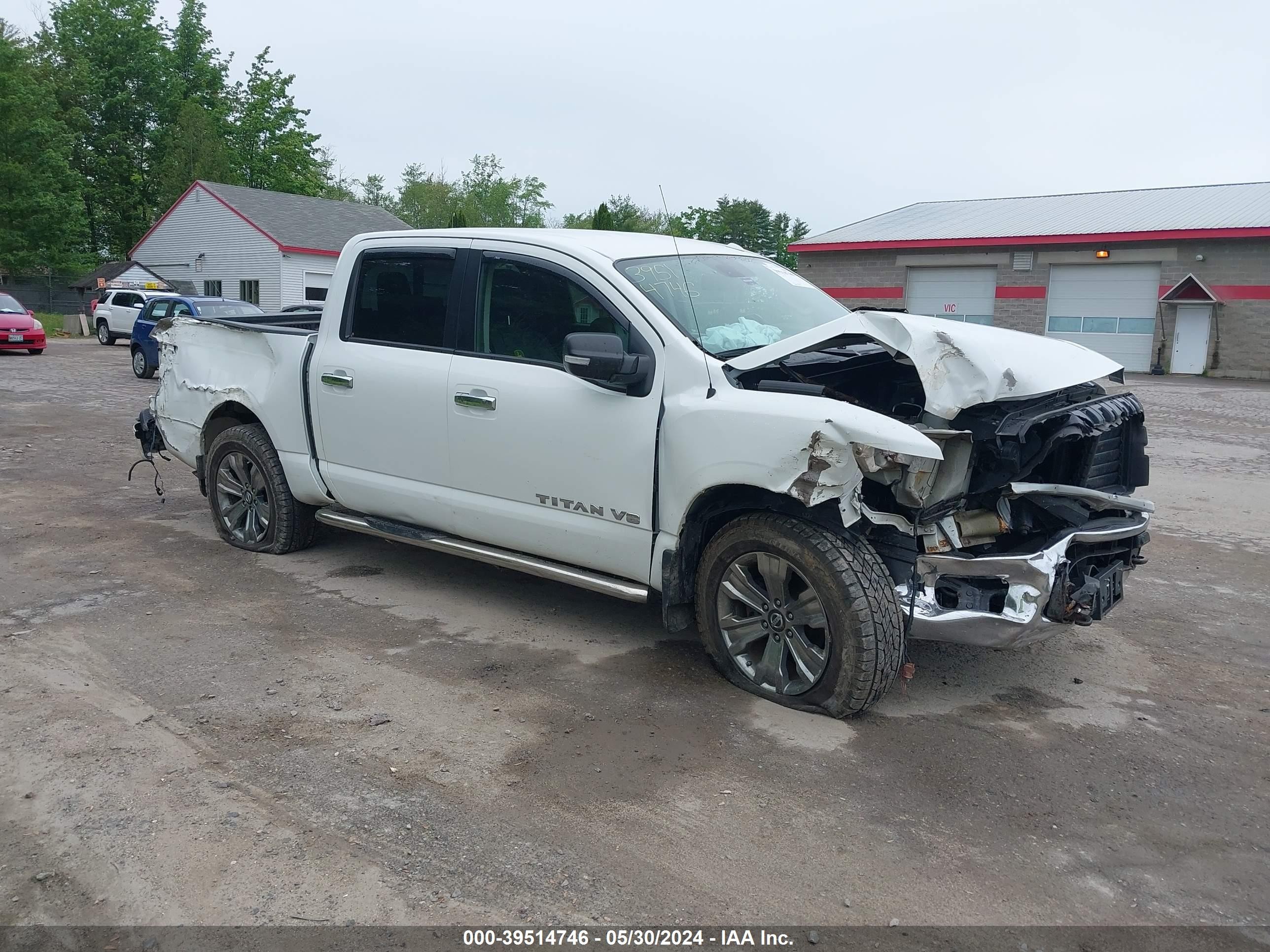 NISSAN TITAN 2018 1n6aa1e58jn538636