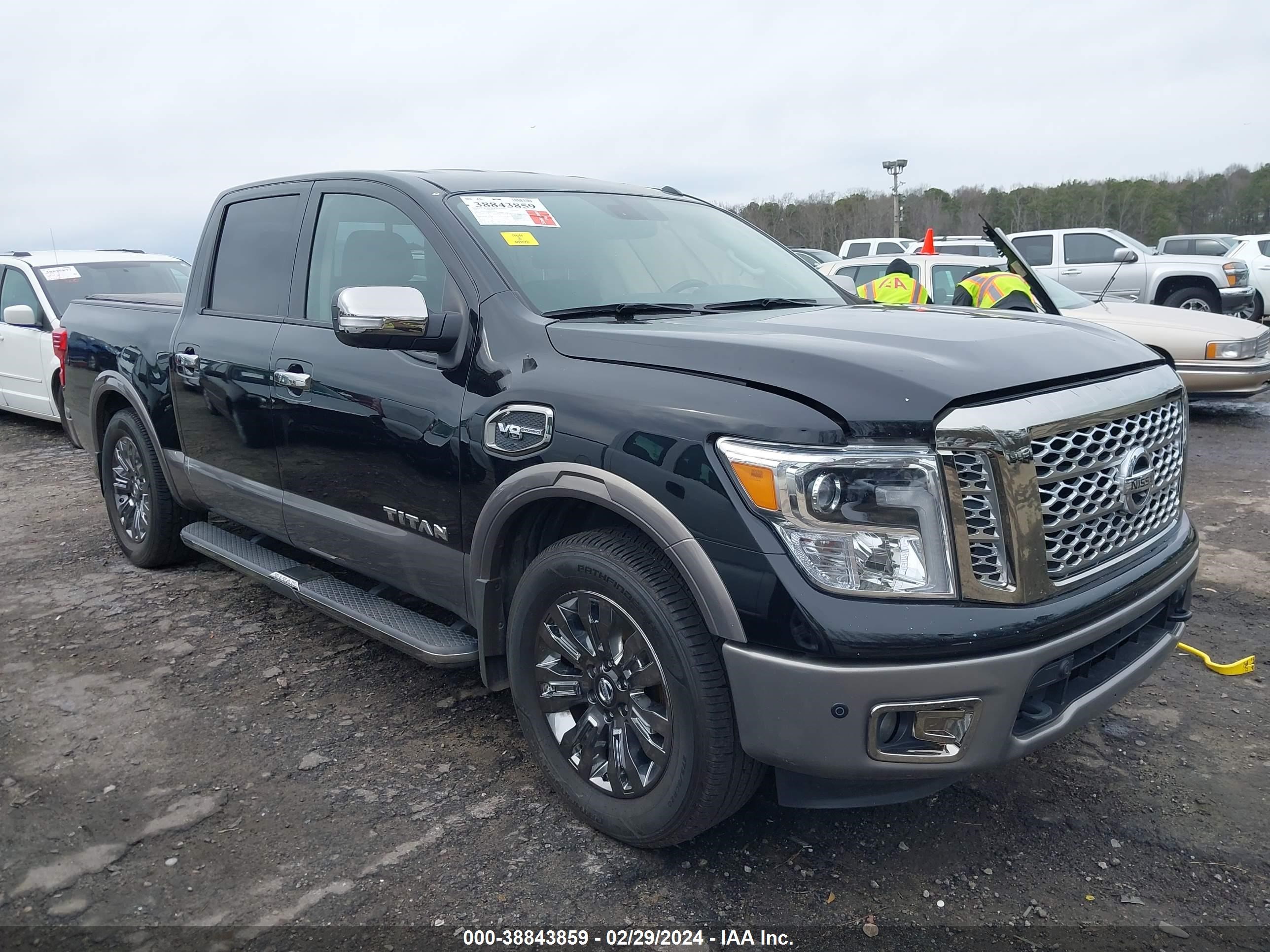 NISSAN TITAN 2017 1n6aa1e60hn528377