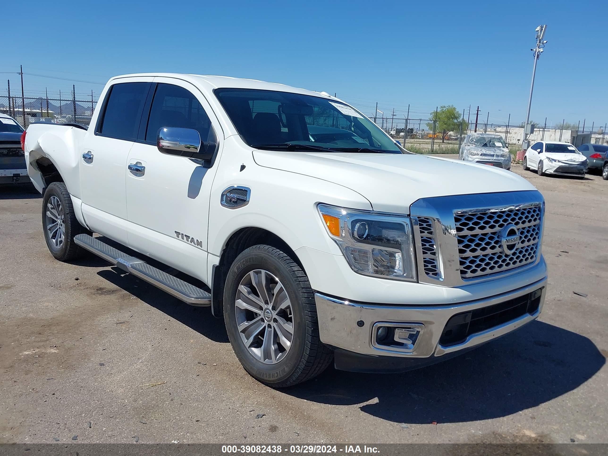 NISSAN TITAN 2017 1n6aa1e61hn573604