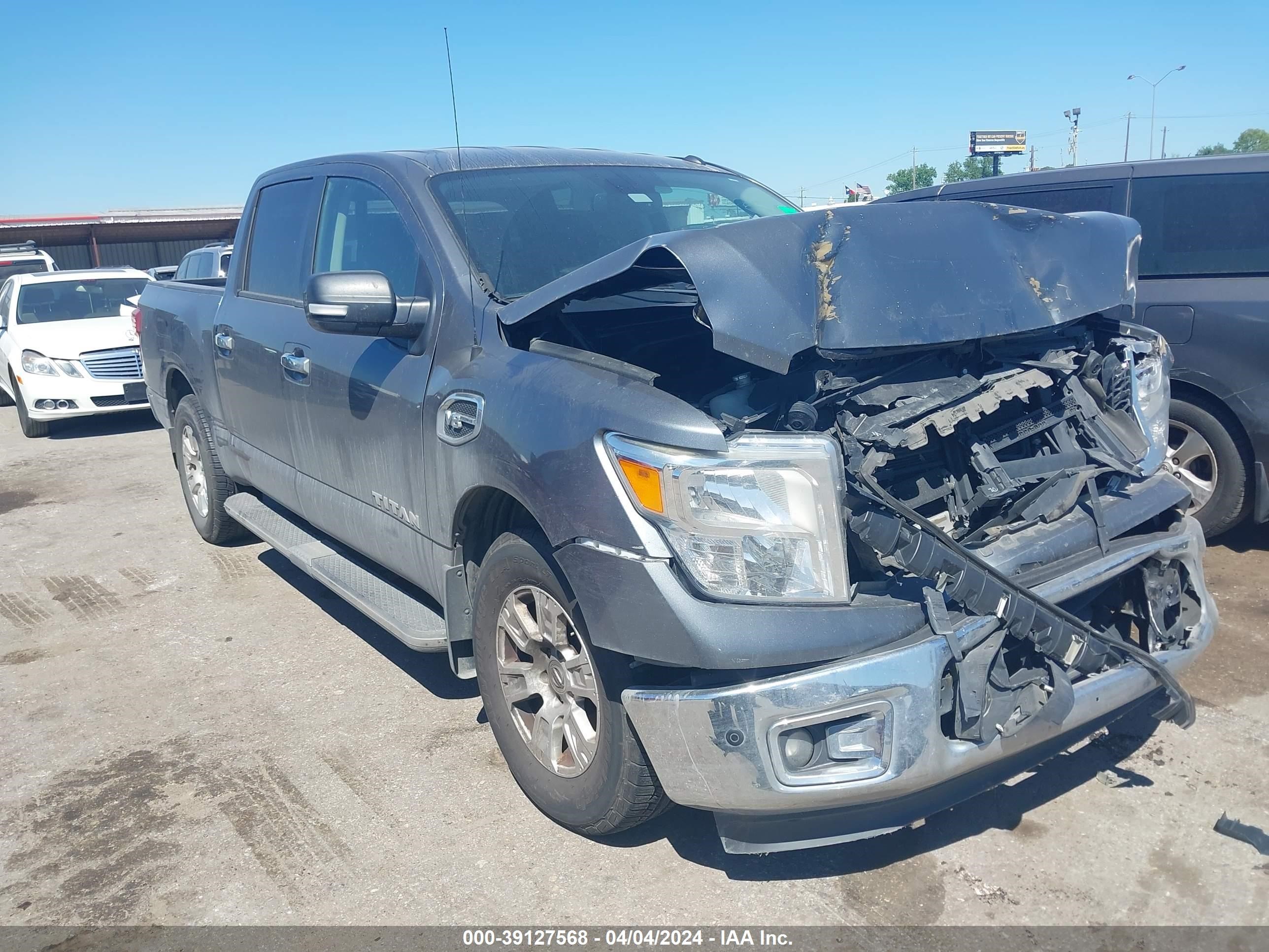 NISSAN TITAN 2017 1n6aa1e63hn562815