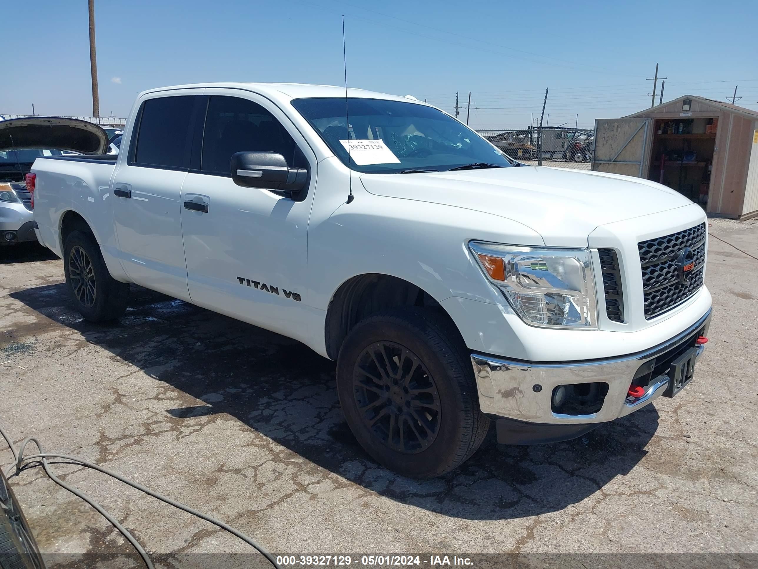 NISSAN TITAN 2018 1n6aa1e63jn546023