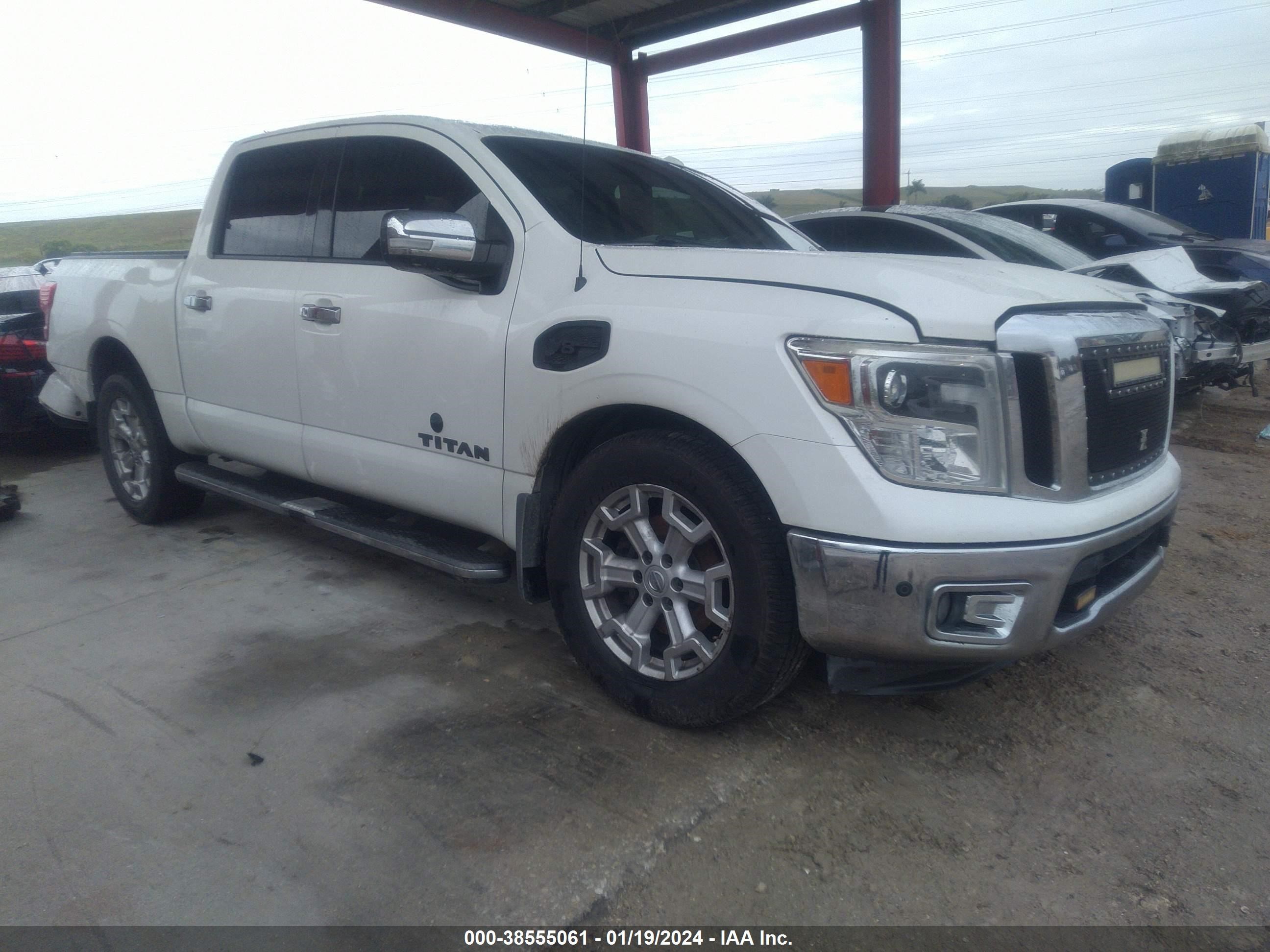 NISSAN TITAN 2017 1n6aa1e64hn530102