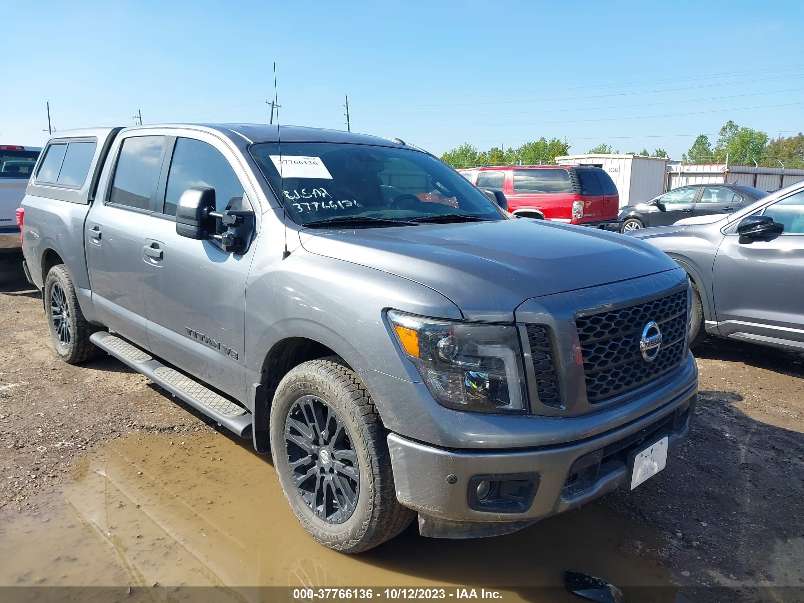 NISSAN TITAN 2018 1n6aa1e65jn516375