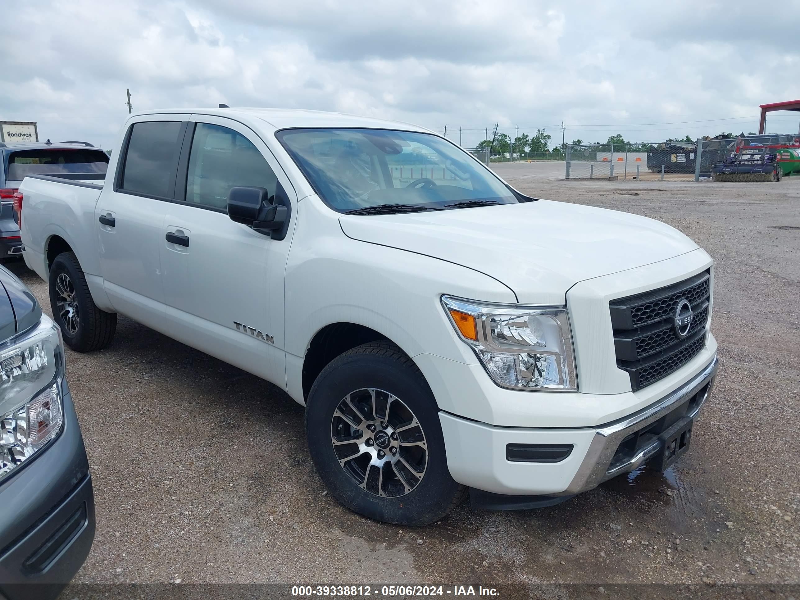 NISSAN TITAN 2024 1n6aa1ee9rn109470