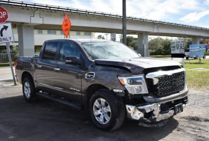 NISSAN TITAN 2017 1n6aa1ej1hn515075