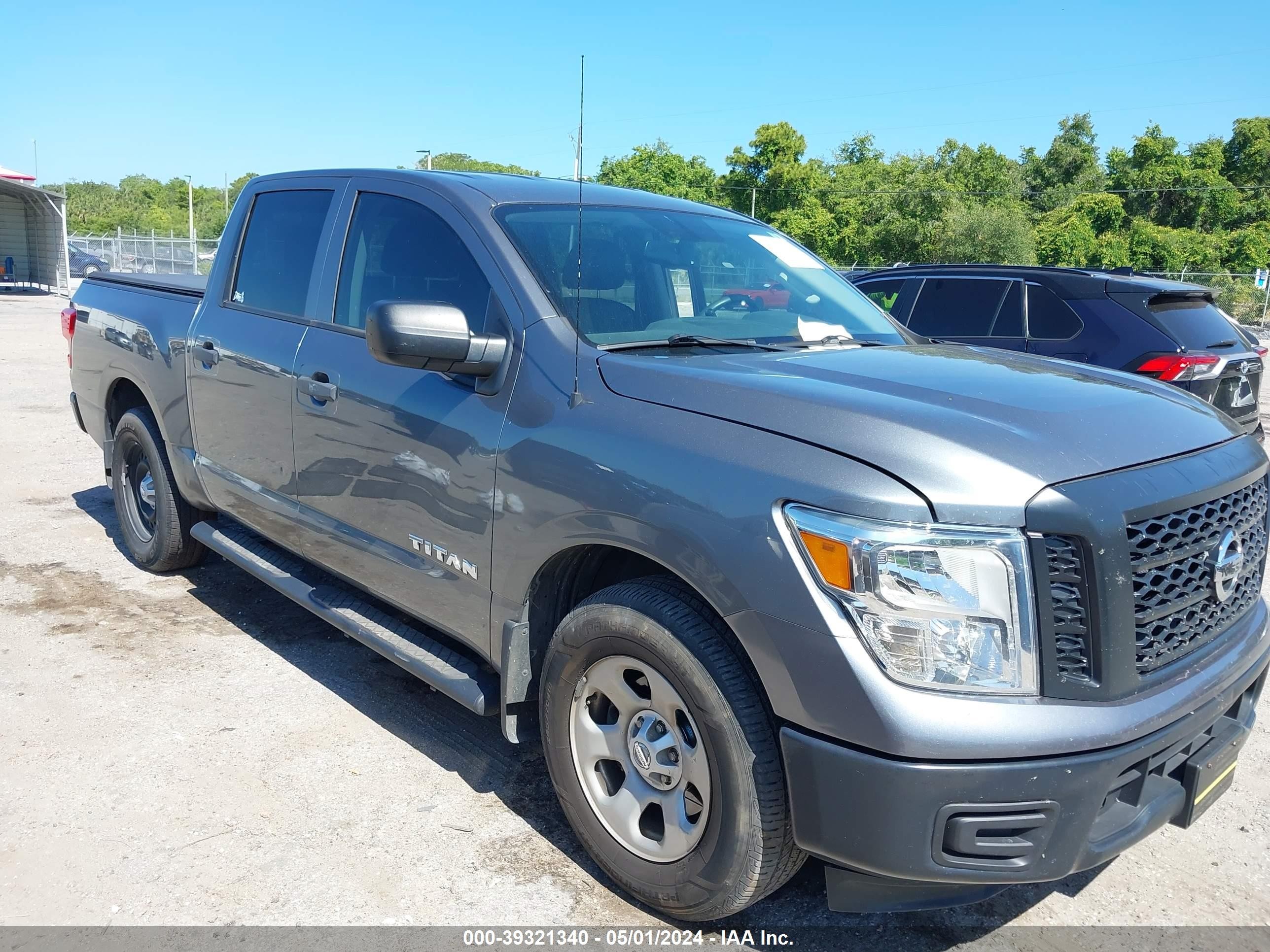 NISSAN TITAN 2017 1n6aa1ek4hn558429