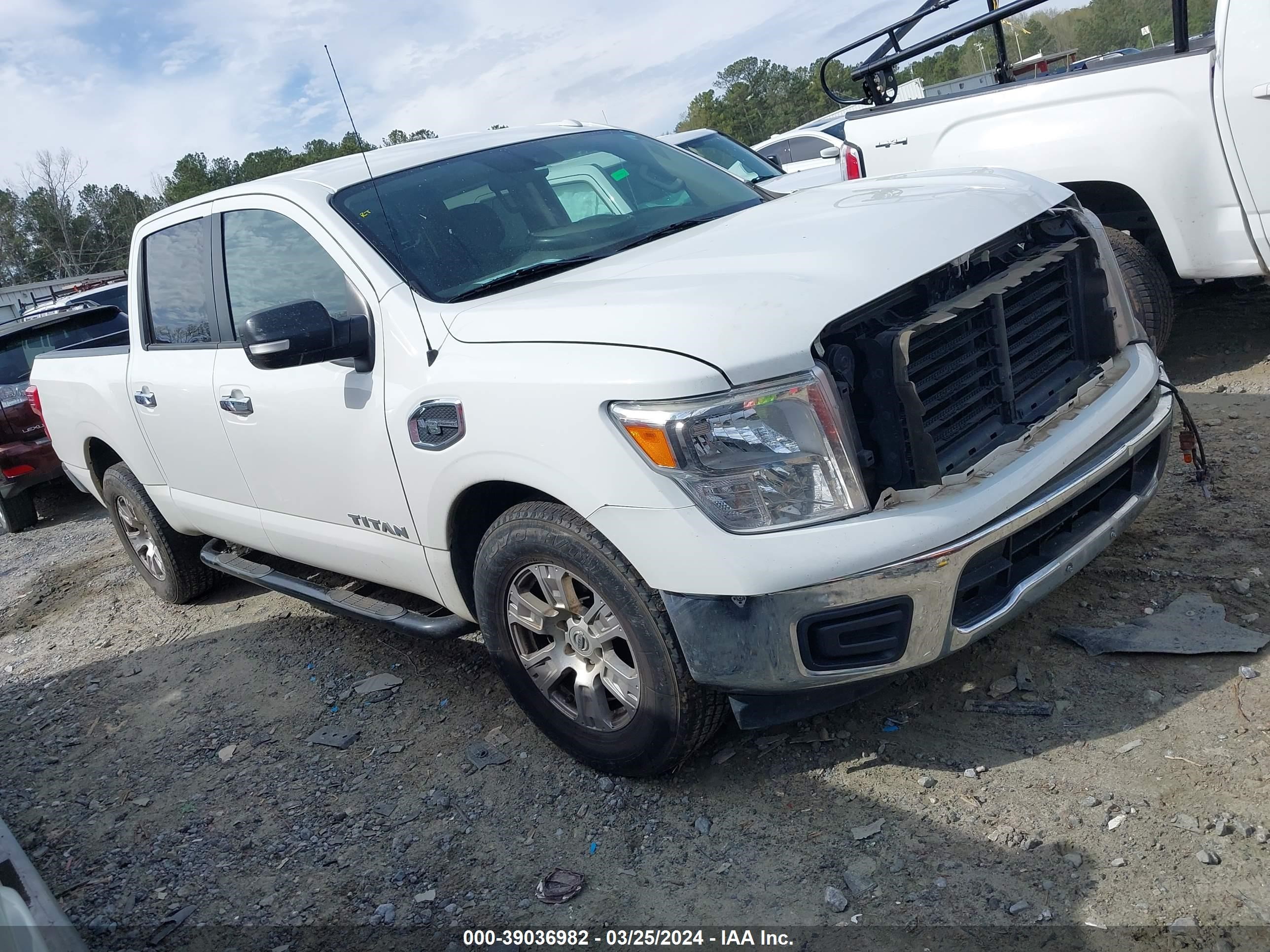 NISSAN TITAN 2017 1n6aa1ek7hn543214