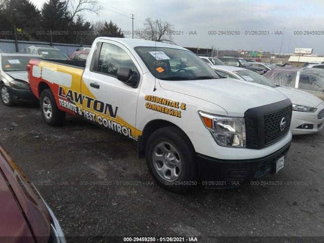 NISSAN TITAN 2017 1n6aa1r7xhn568159