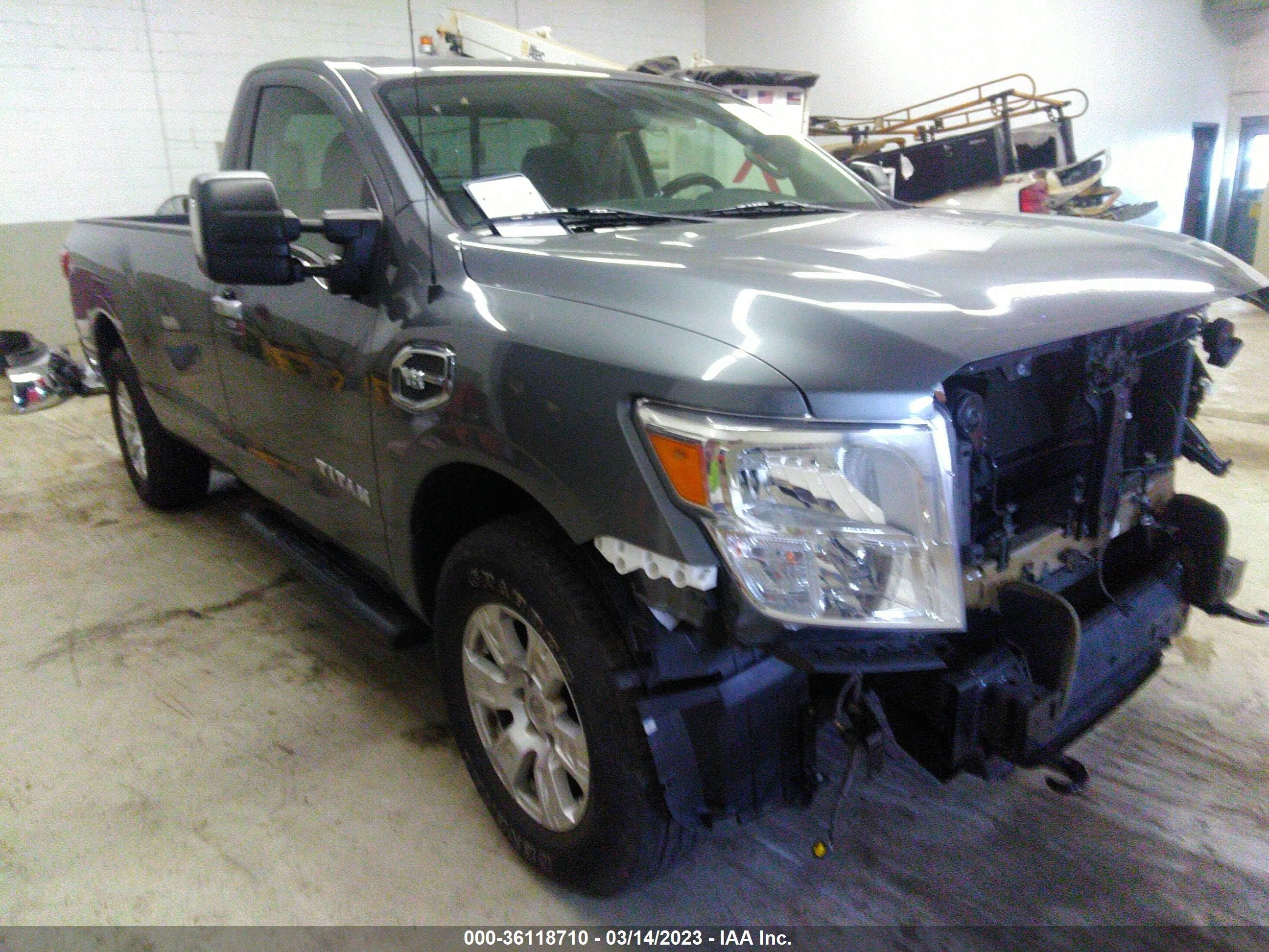 NISSAN TITAN 2017 1n6aa1r83hn564284