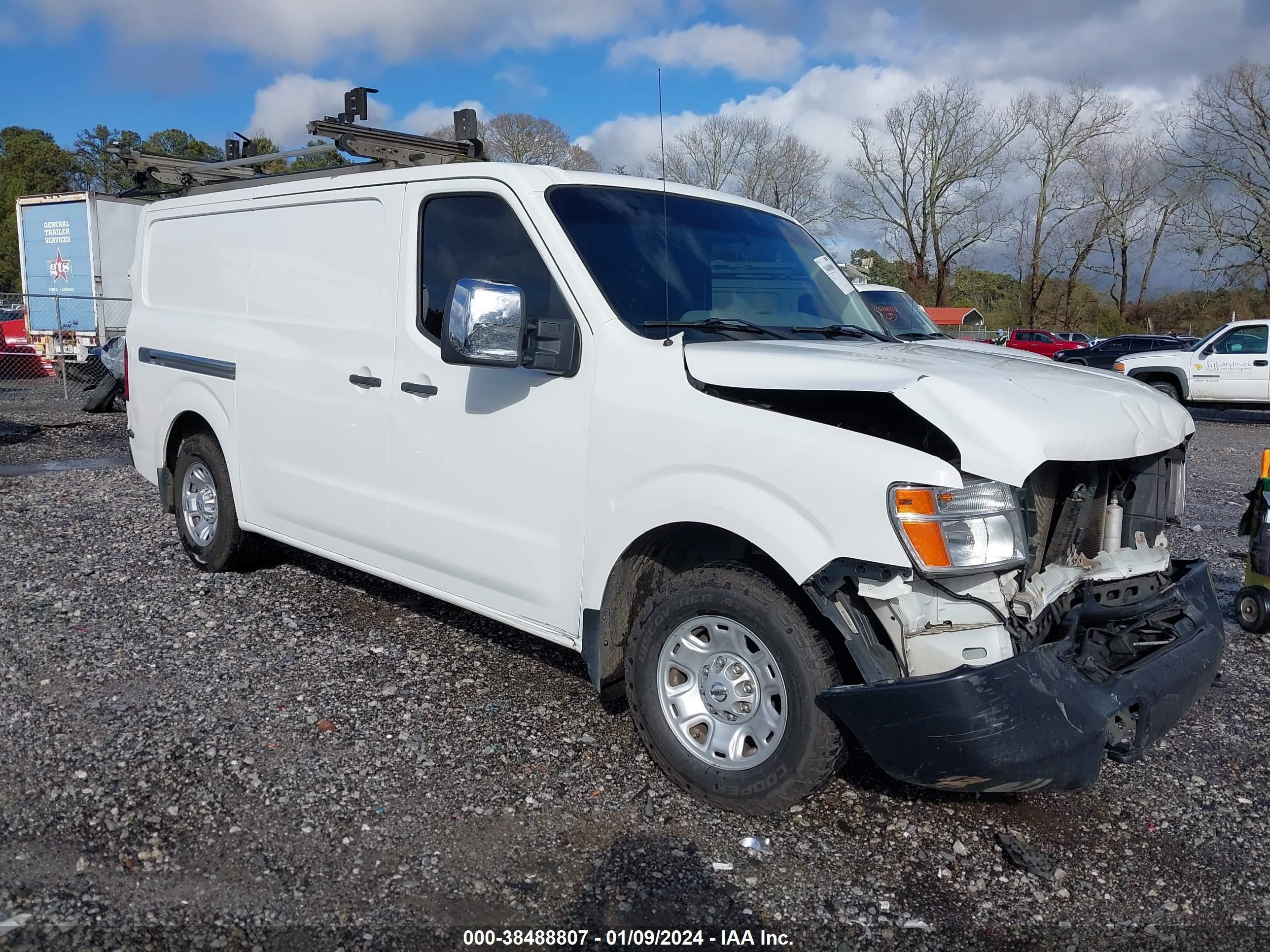 NISSAN NV 2019 1n6af0ky2kn806768