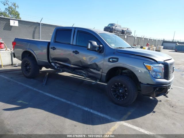 NISSAN TITAN XD 2017 1n6ba1f34hn554439