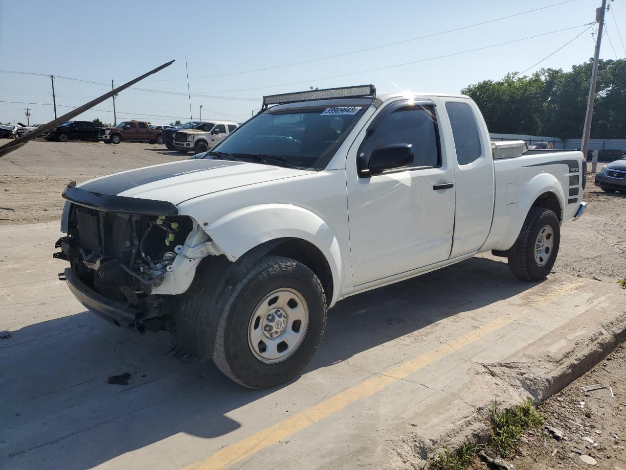 NISSAN NAVARA (FRONTIER) 2016 1n6bd0ct1gn749094