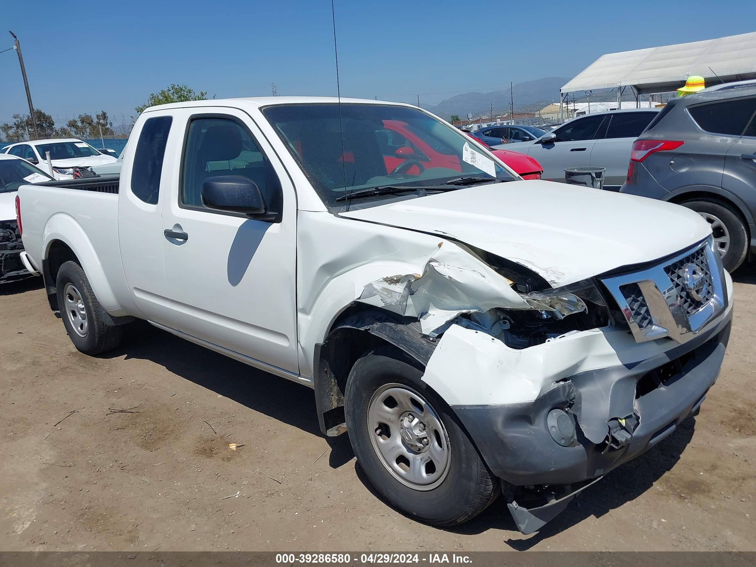 NISSAN NAVARA (FRONTIER) 2018 1n6bd0ct1jn760698