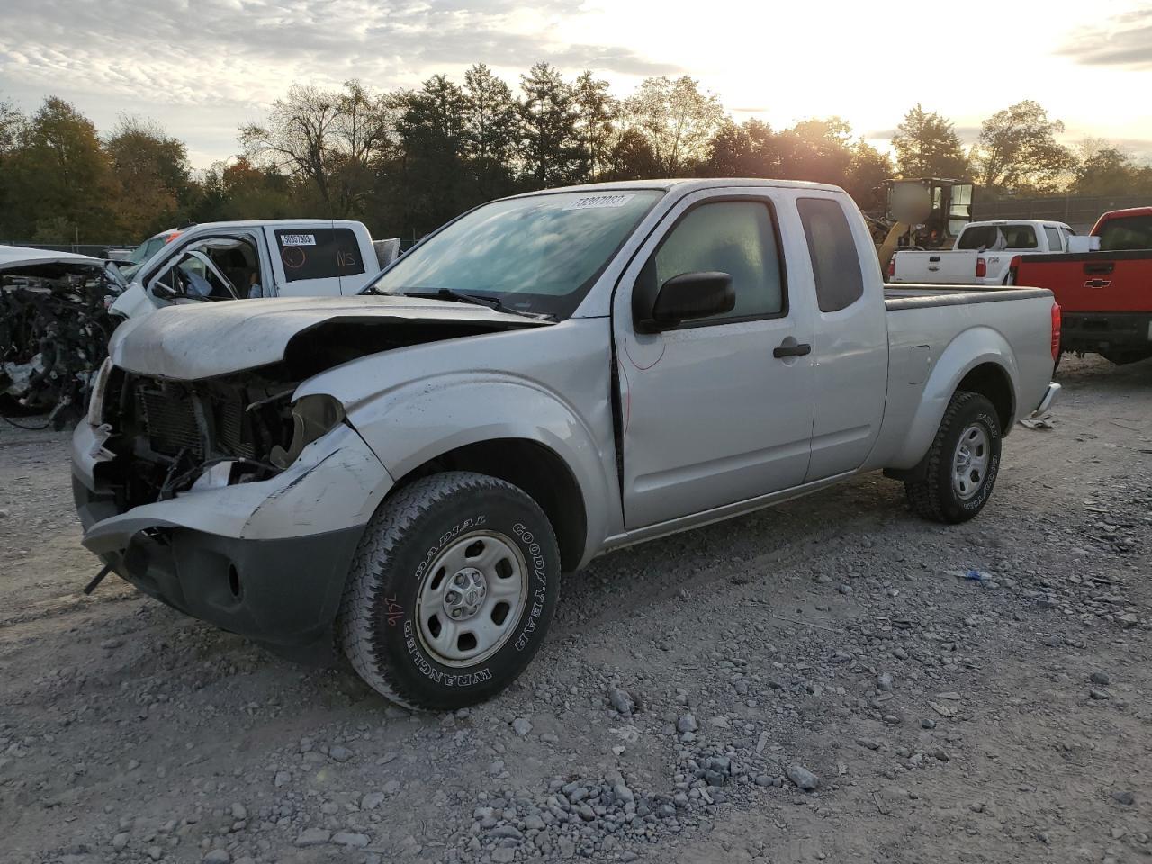 NISSAN NAVARA (FRONTIER) 2017 1n6bd0ct2hn702139