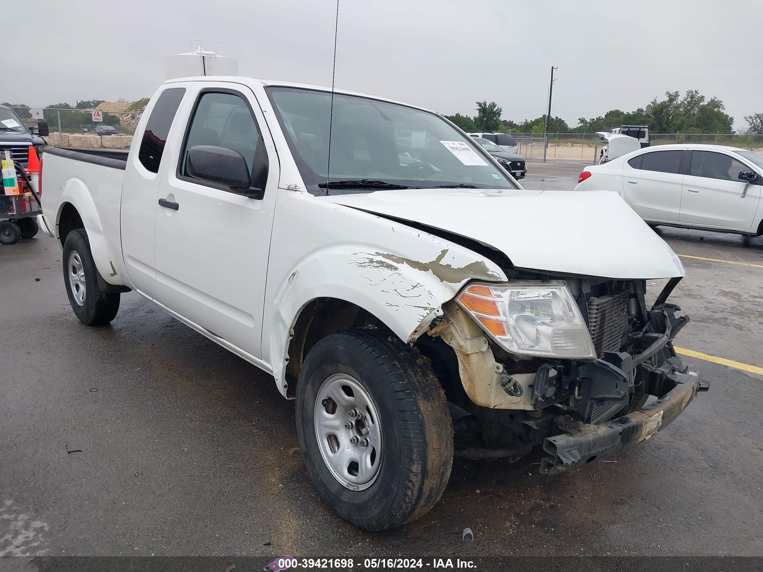 NISSAN NAVARA (FRONTIER) 2017 1n6bd0ct2hn736694