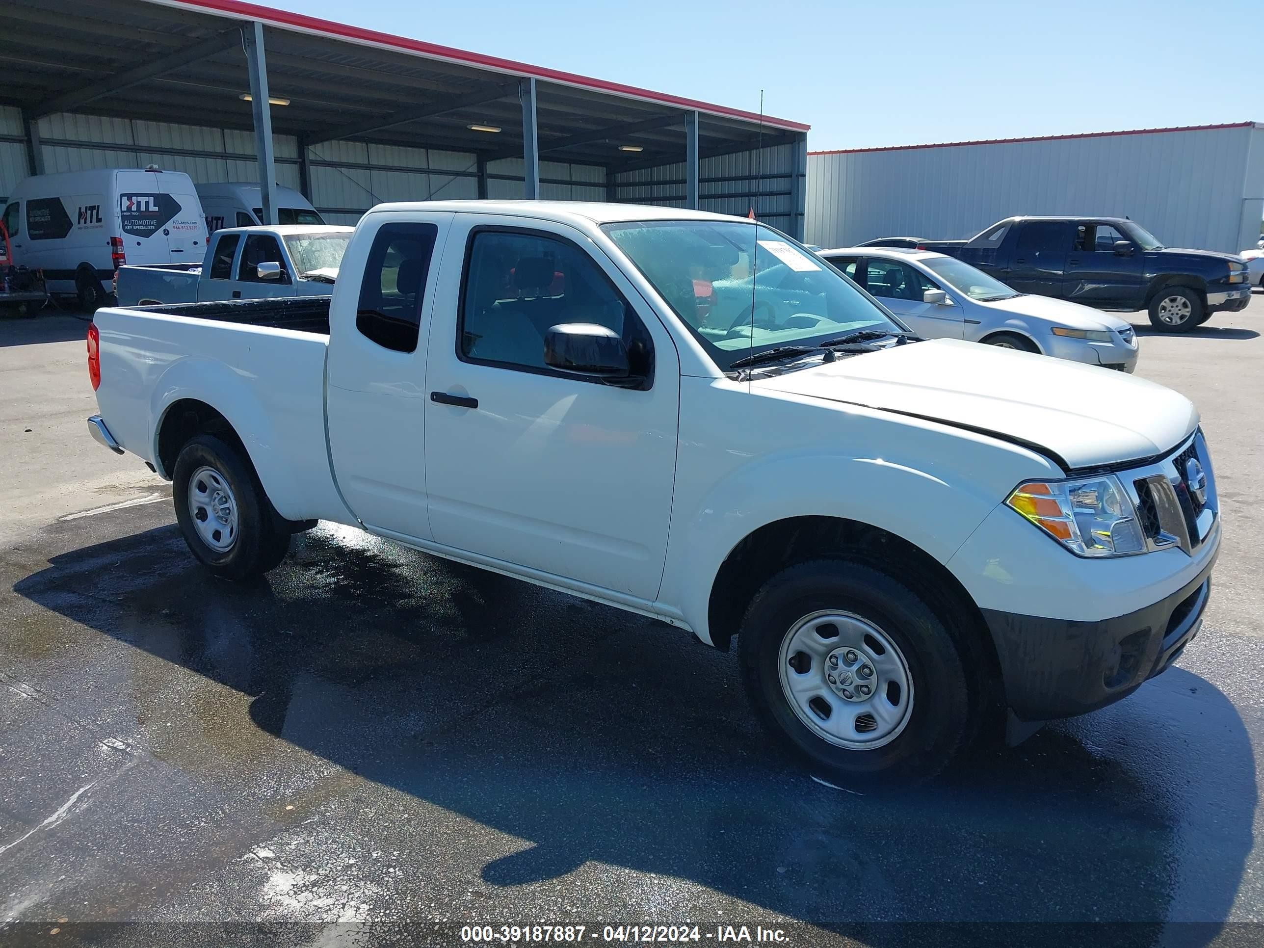 NISSAN NAVARA (FRONTIER) 2016 1n6bd0ct3gn791346