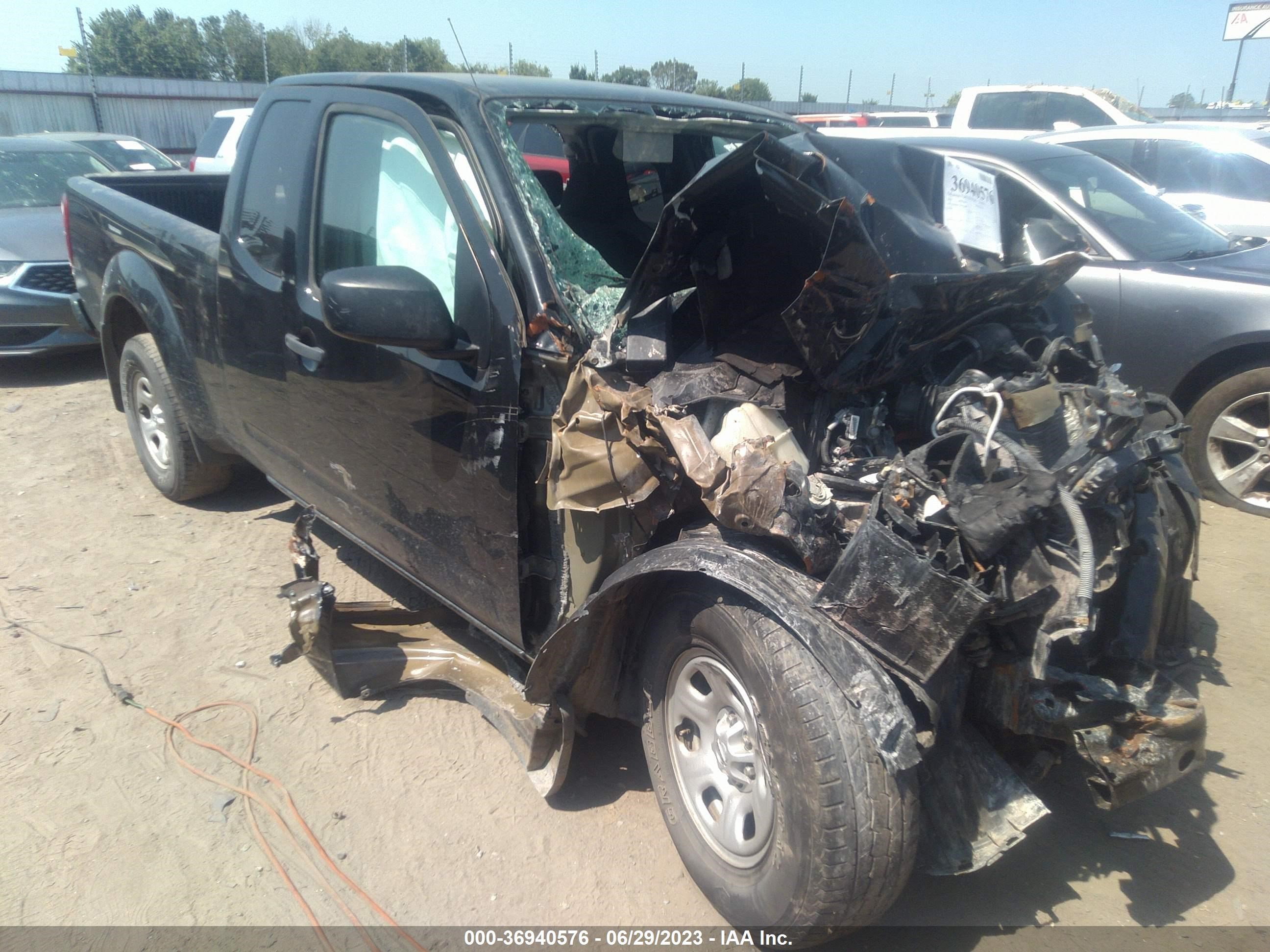 NISSAN NAVARA (FRONTIER) 2018 1n6bd0ct4jn742888