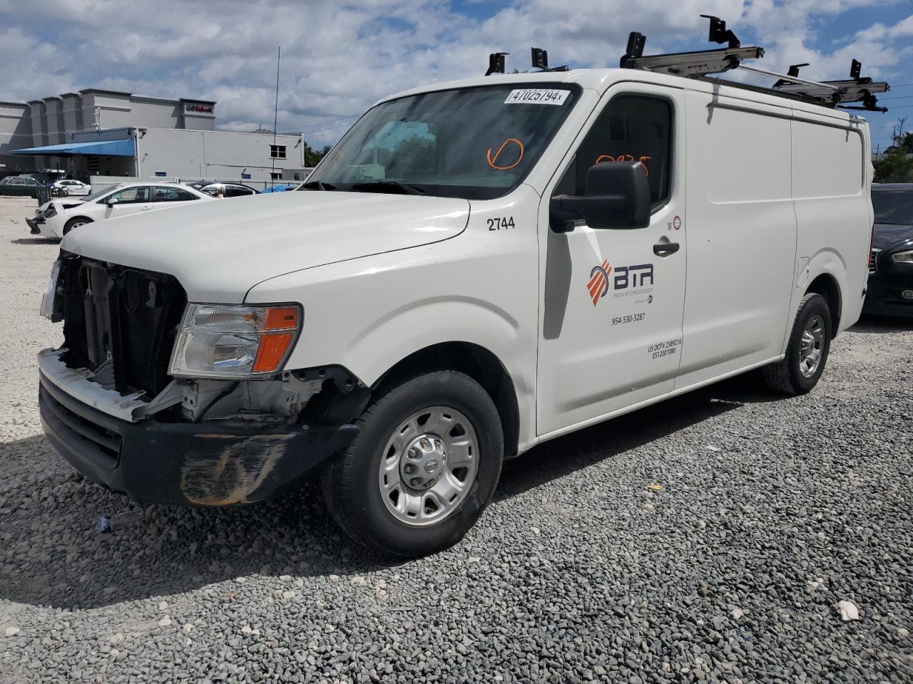 NISSAN NV 2019 1n6bf0km8kn809613