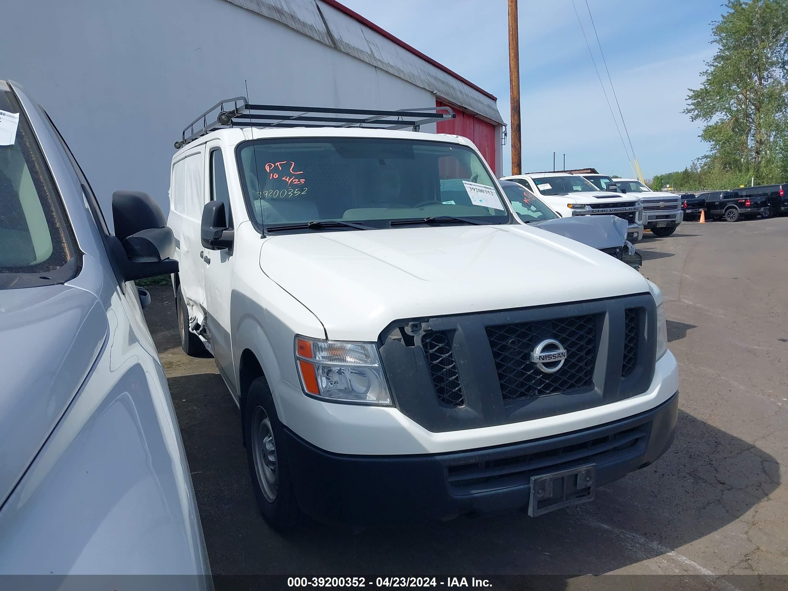 NISSAN NULL 2016 1n6bf0ky4gn812597