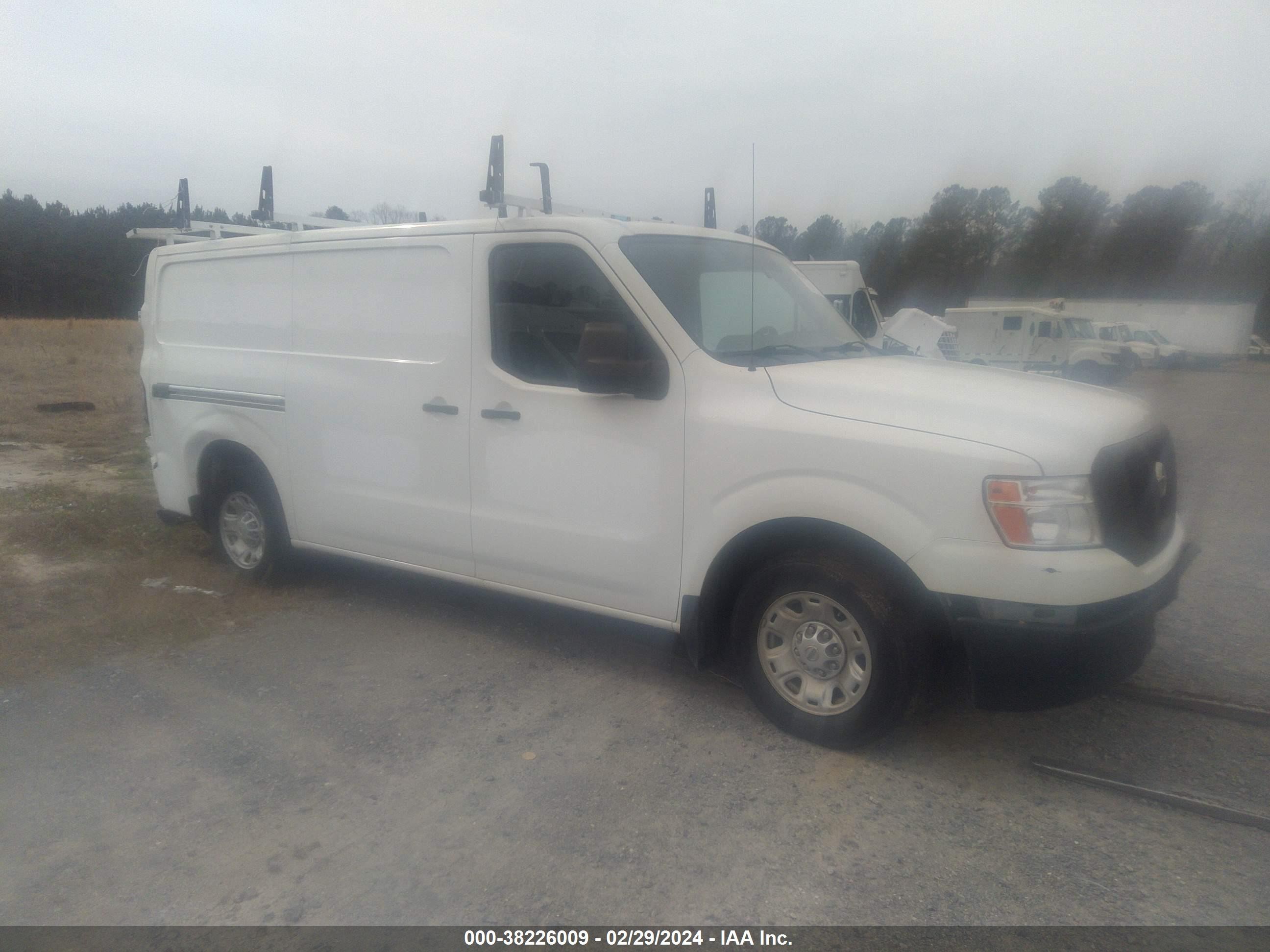 NISSAN NV 2019 1n6bf0ky9kn809168