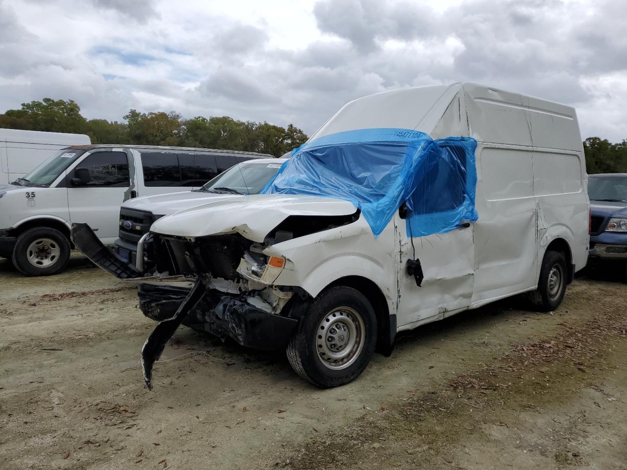 NISSAN NV 2018 1n6bf0ly2jn803807