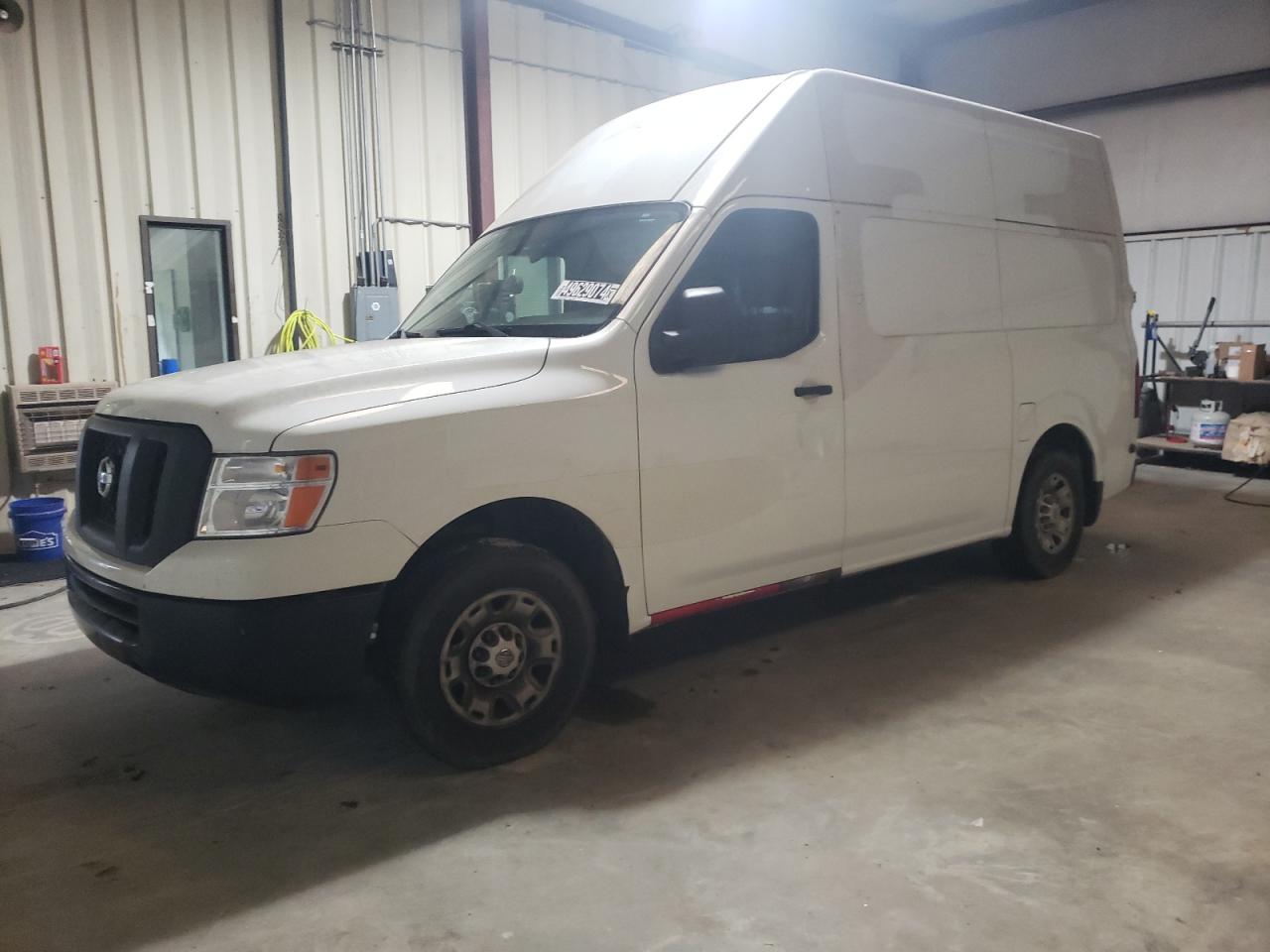 NISSAN NV 2018 1n6bf0ly3jn807526