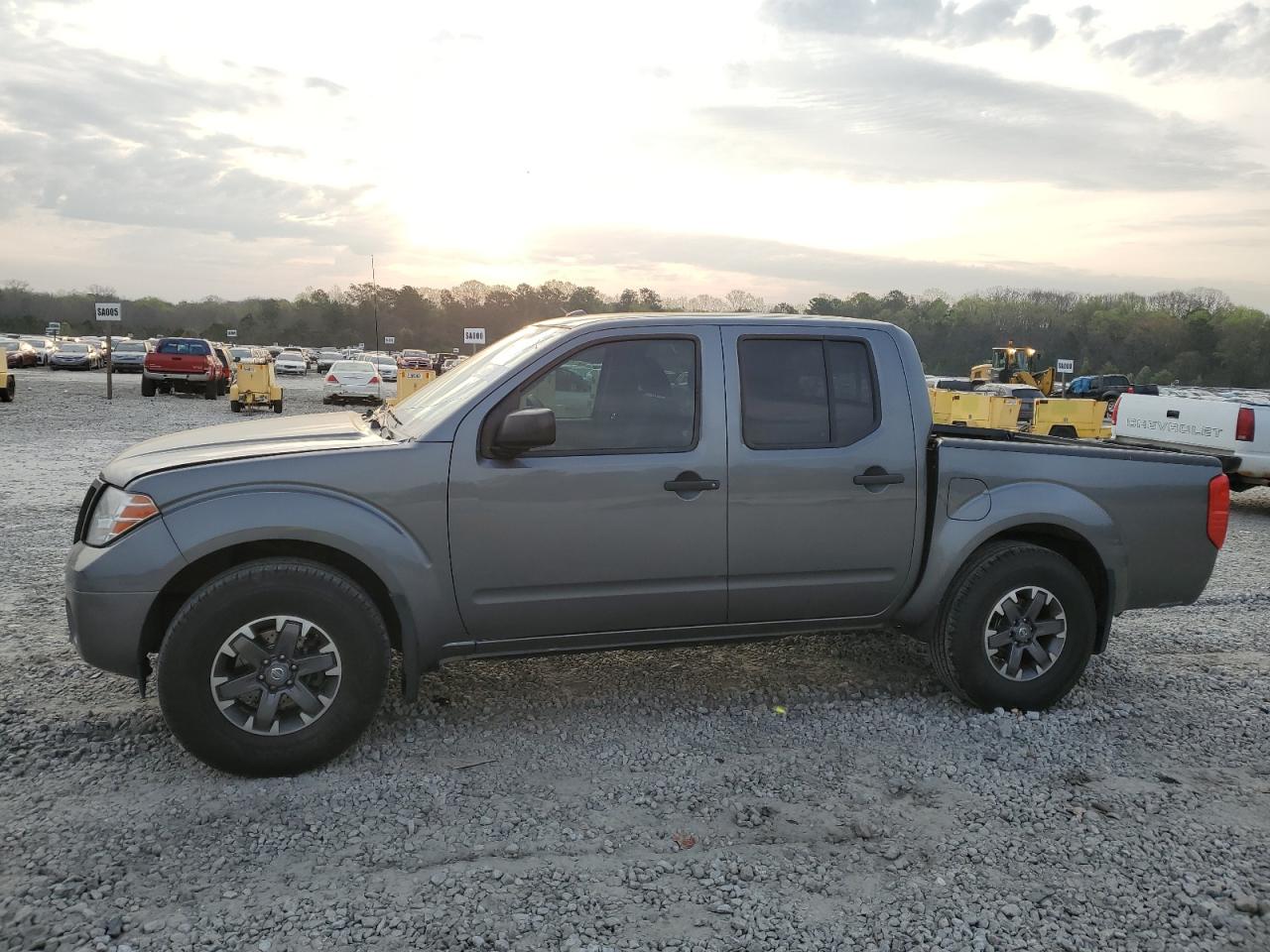 NISSAN NAVARA (FRONTIER) 2017 1n6dd0er4hn717851