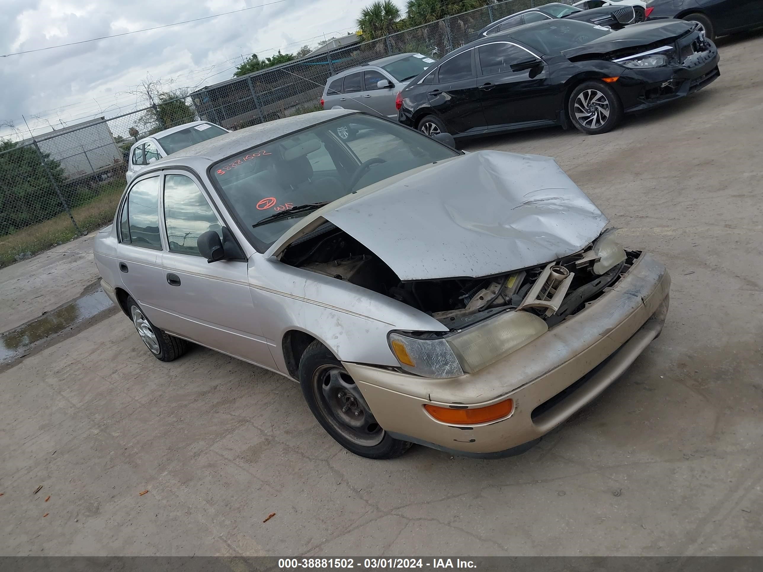 TOYOTA COROLLA 1997 1nxba02e6vz502635