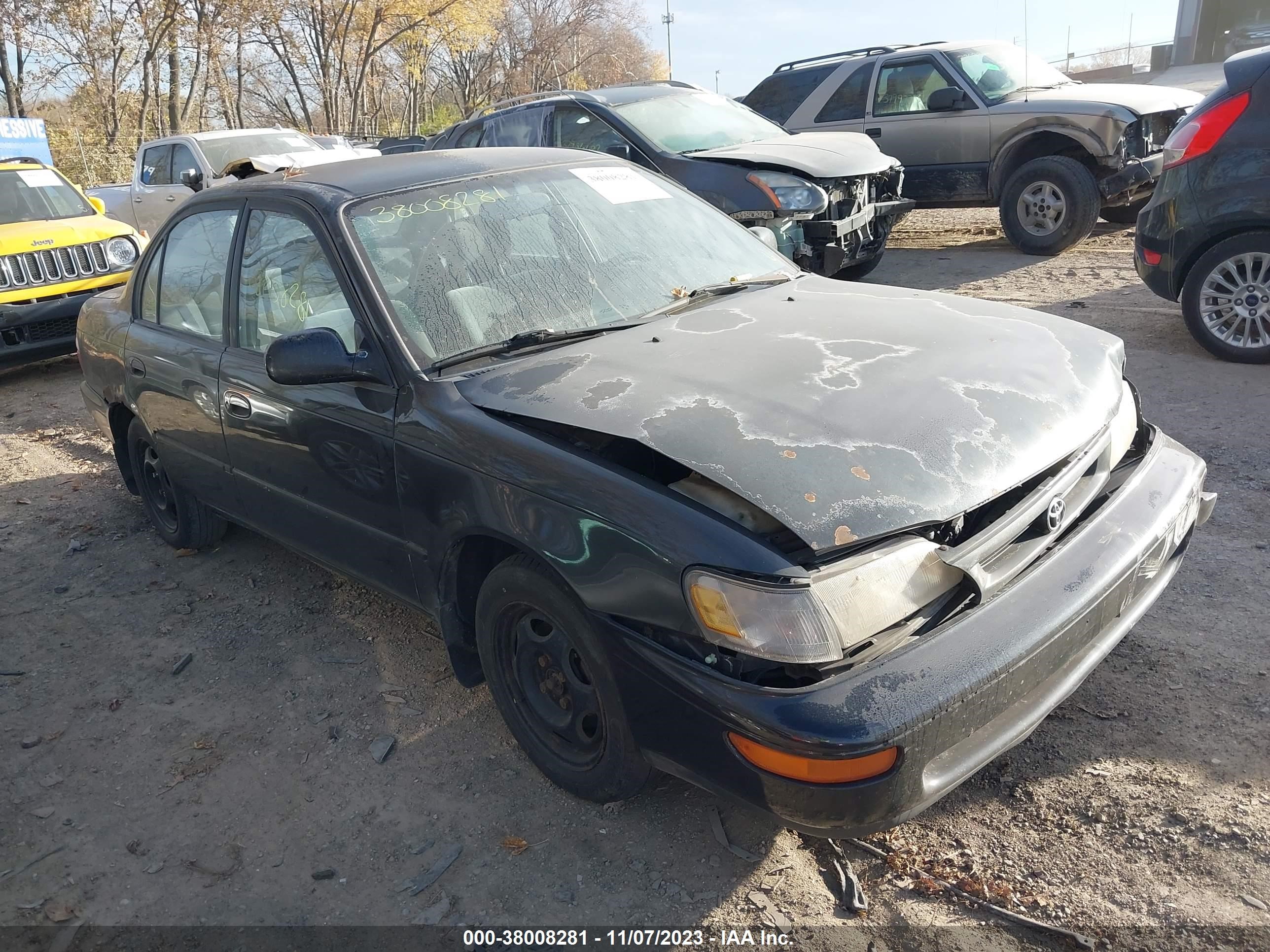 TOYOTA COROLLA 1997 1nxbb02e4vz504512