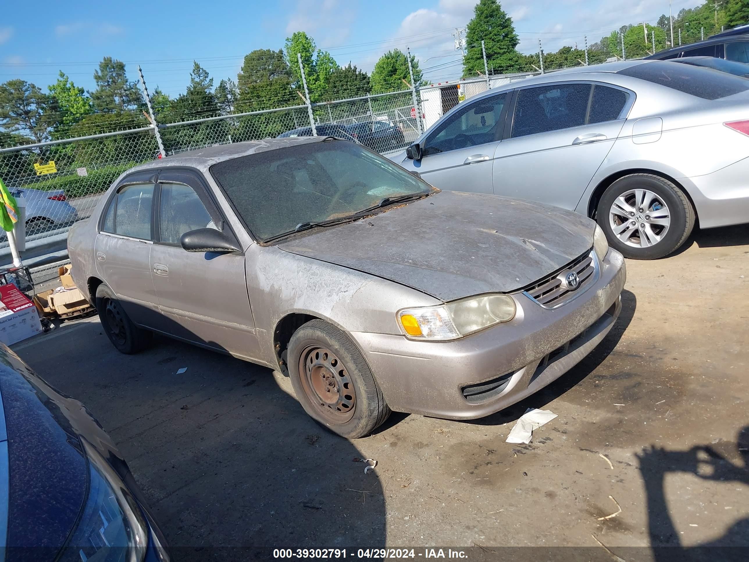 TOYOTA COROLLA 2001 1nxbr12e11z437363